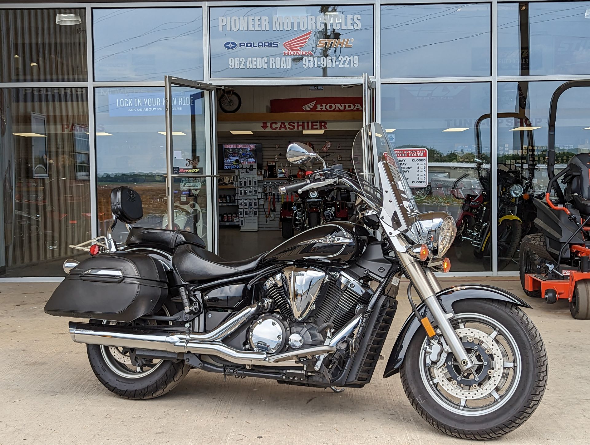 2014 Yamaha V Star 1300 Tourer in Winchester, Tennessee - Photo 1