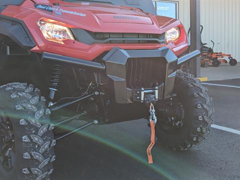 2024 Honda Pioneer 1000-6 Deluxe Crew in Winchester, Tennessee - Photo 6