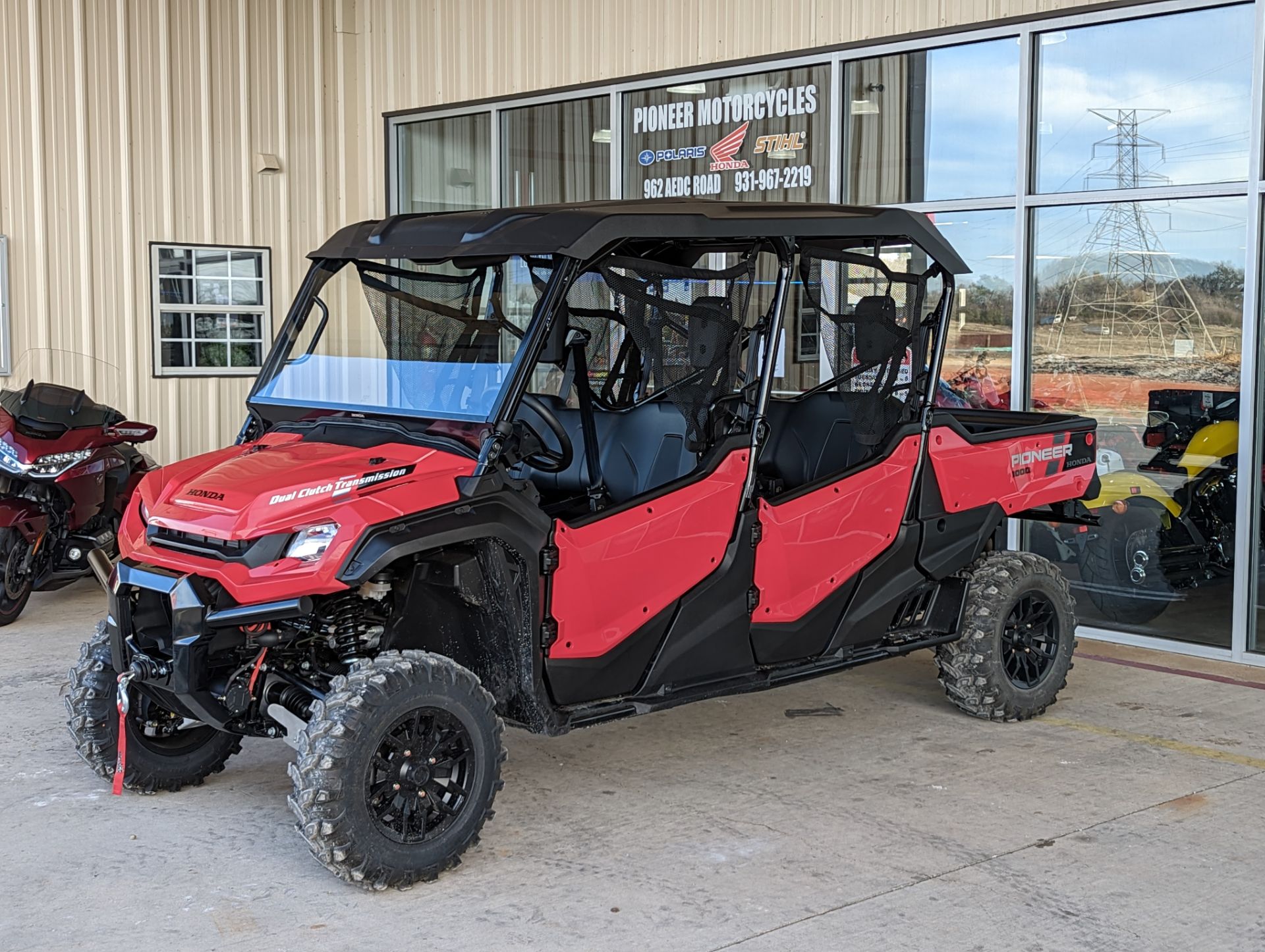 2023 Honda Pioneer 1000-6 Deluxe Crew in Winchester, Tennessee - Photo 1
