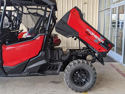 2023 Honda Pioneer 1000-6 Deluxe Crew in Winchester, Tennessee - Photo 13