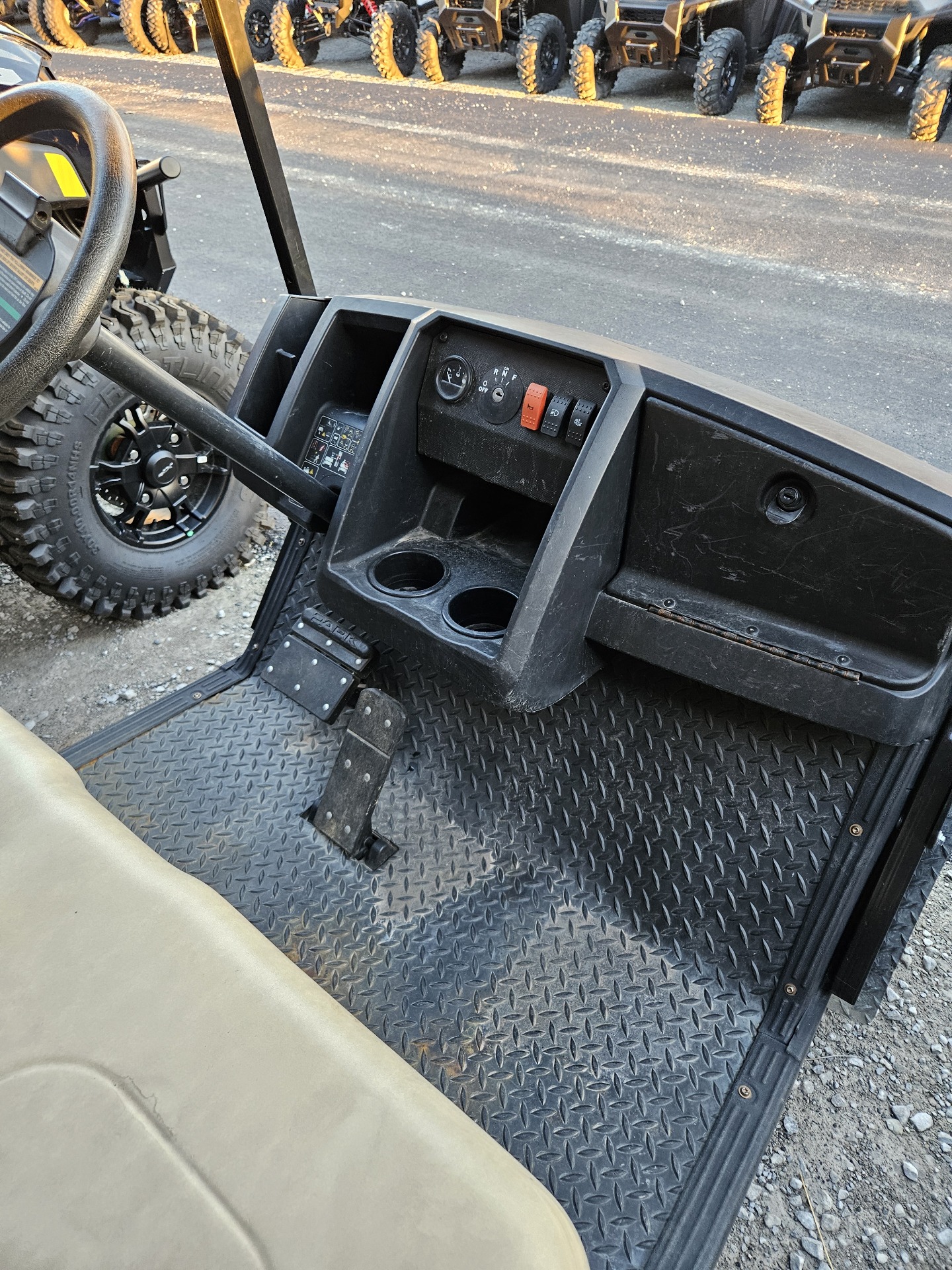 2019 Cushman Hauler Pro Electric in Winchester, Tennessee - Photo 2