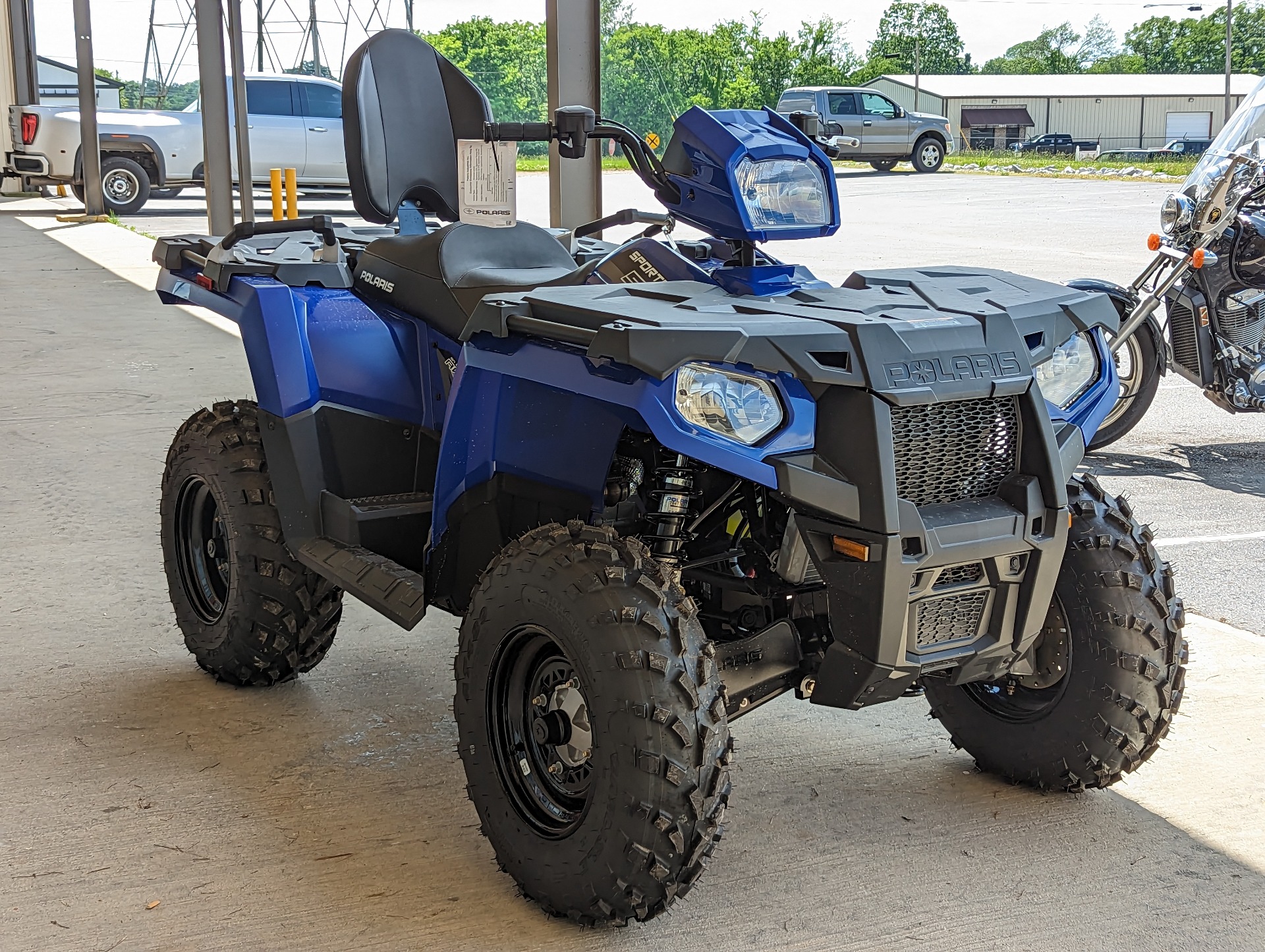 2023 Polaris Sportsman Touring 570 in Winchester, Tennessee - Photo 3