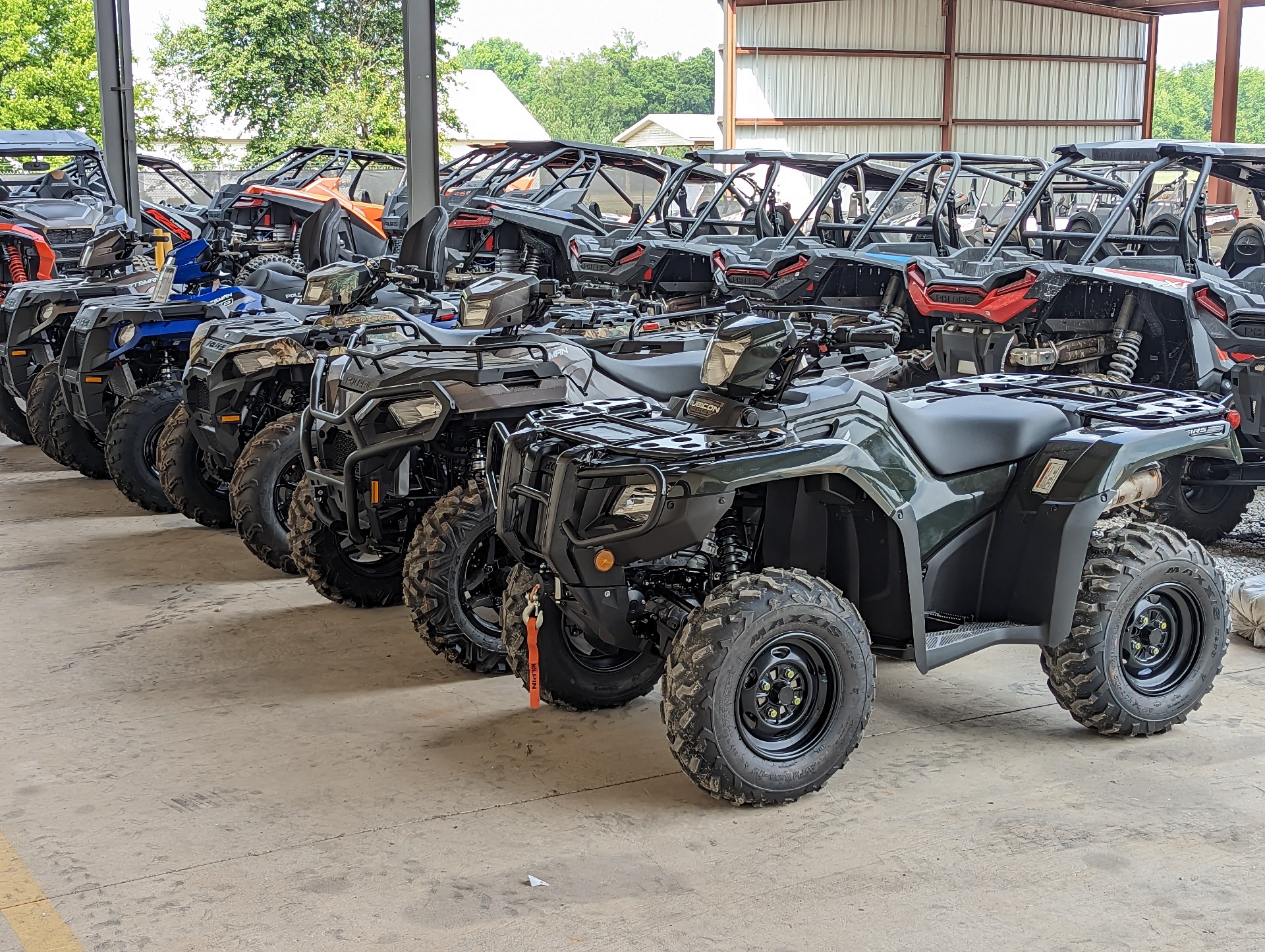 2023 Polaris Sportsman Touring 570 in Winchester, Tennessee - Photo 11