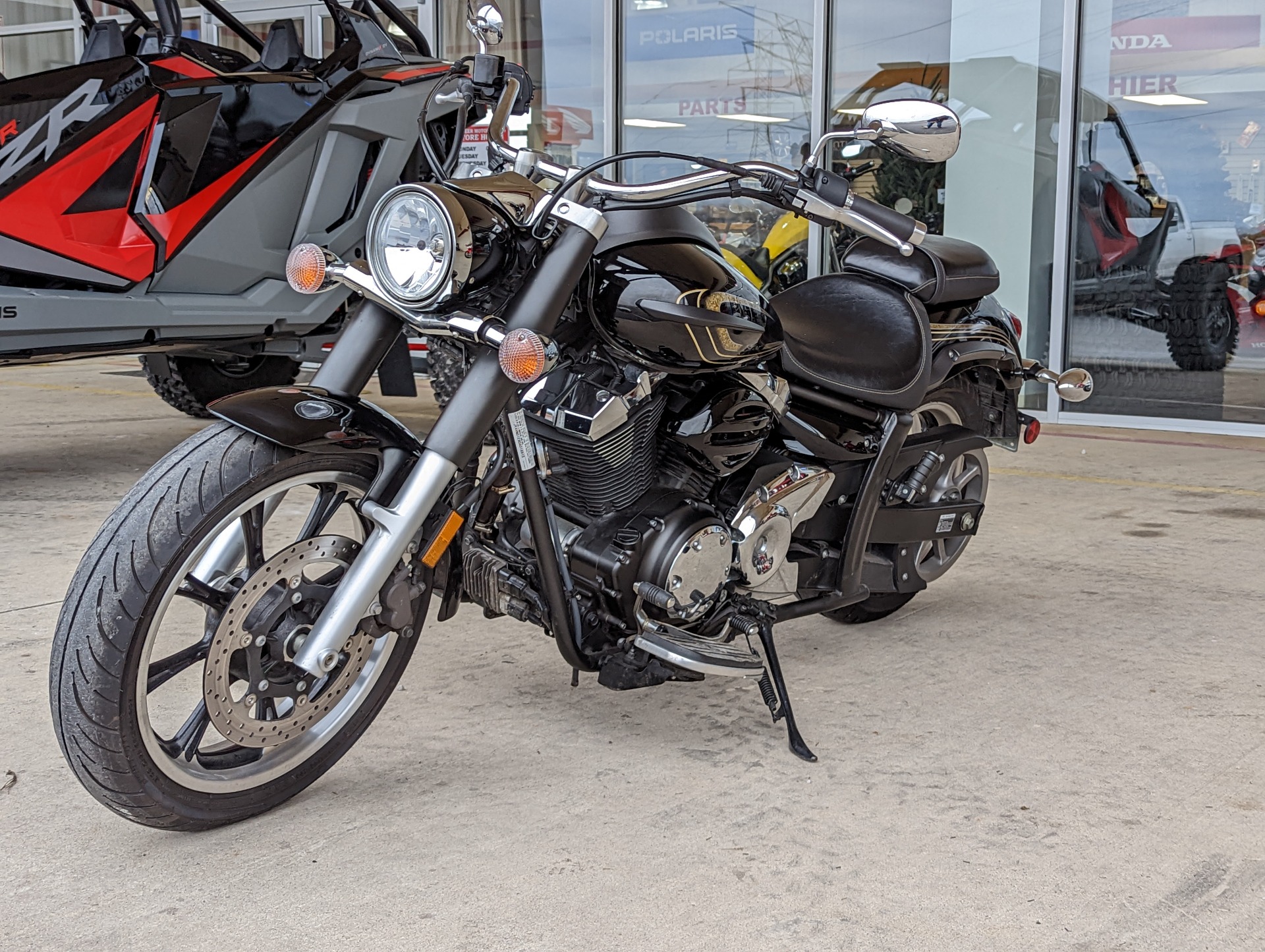 2013 Yamaha V Star 950 in Winchester, Tennessee - Photo 1