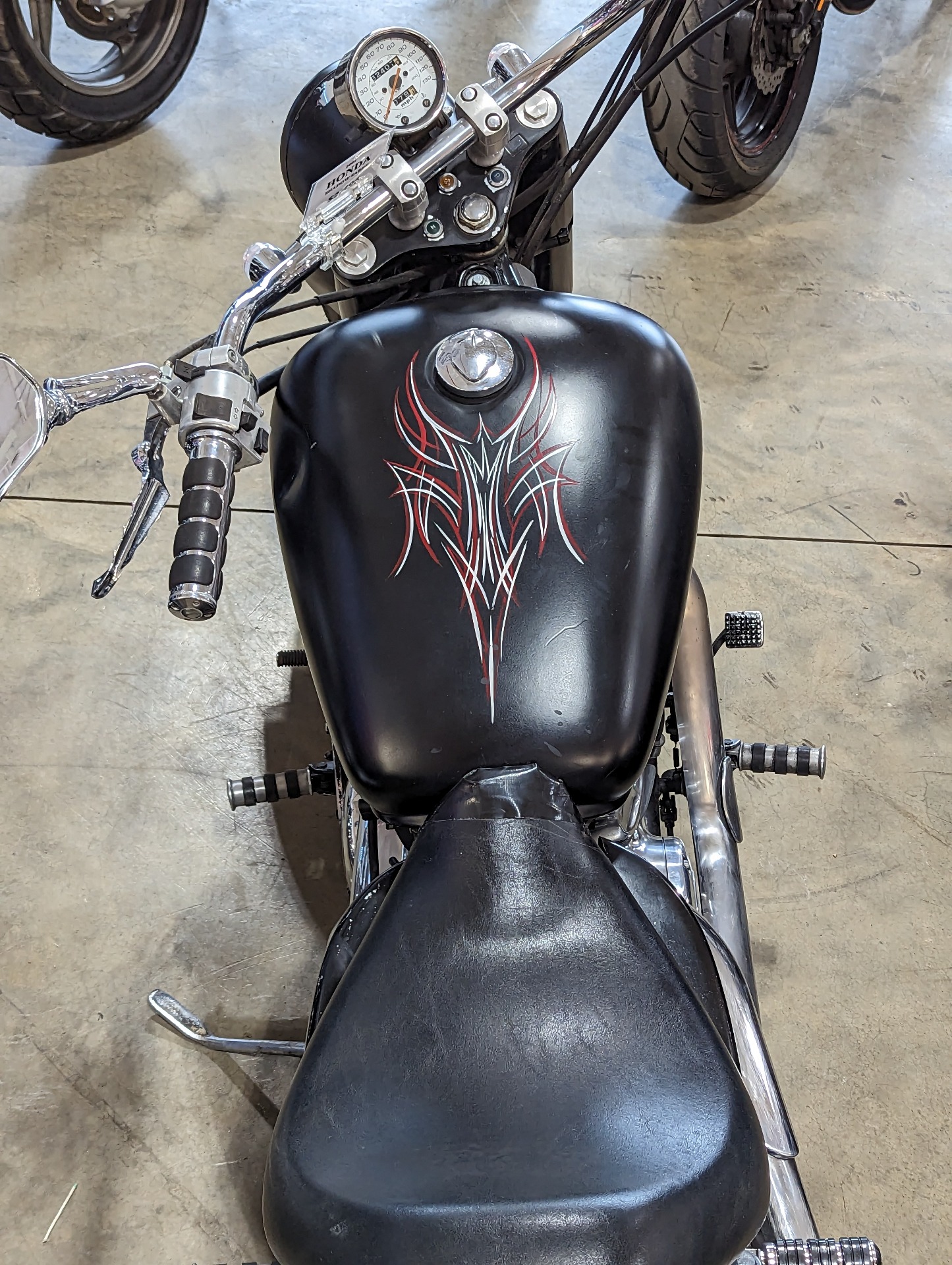 2001 Honda SHADOW in Winchester, Tennessee - Photo 4
