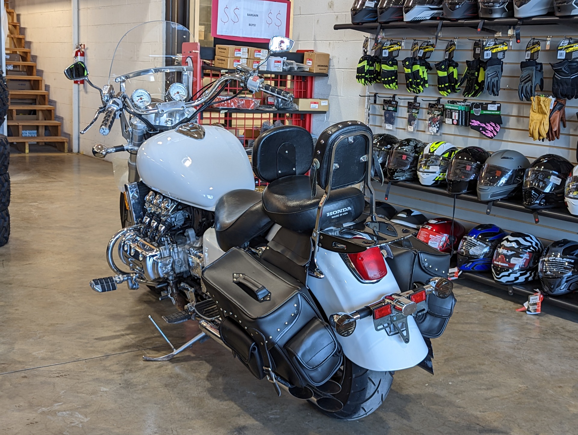 2000 Honda Goldwing Valkyrie in Winchester, Tennessee - Photo 4