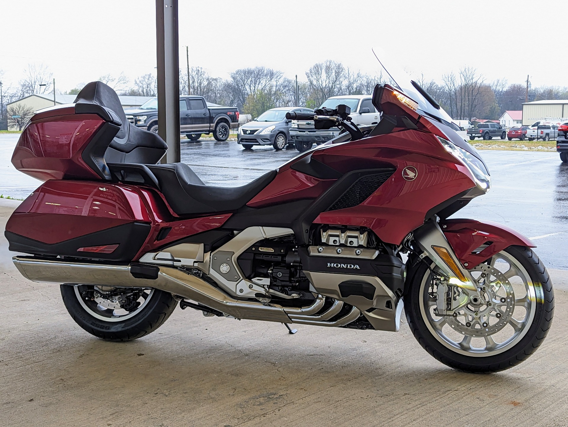 2023 Honda Gold Wing Tour Automatic DCT in Winchester, Tennessee - Photo 5