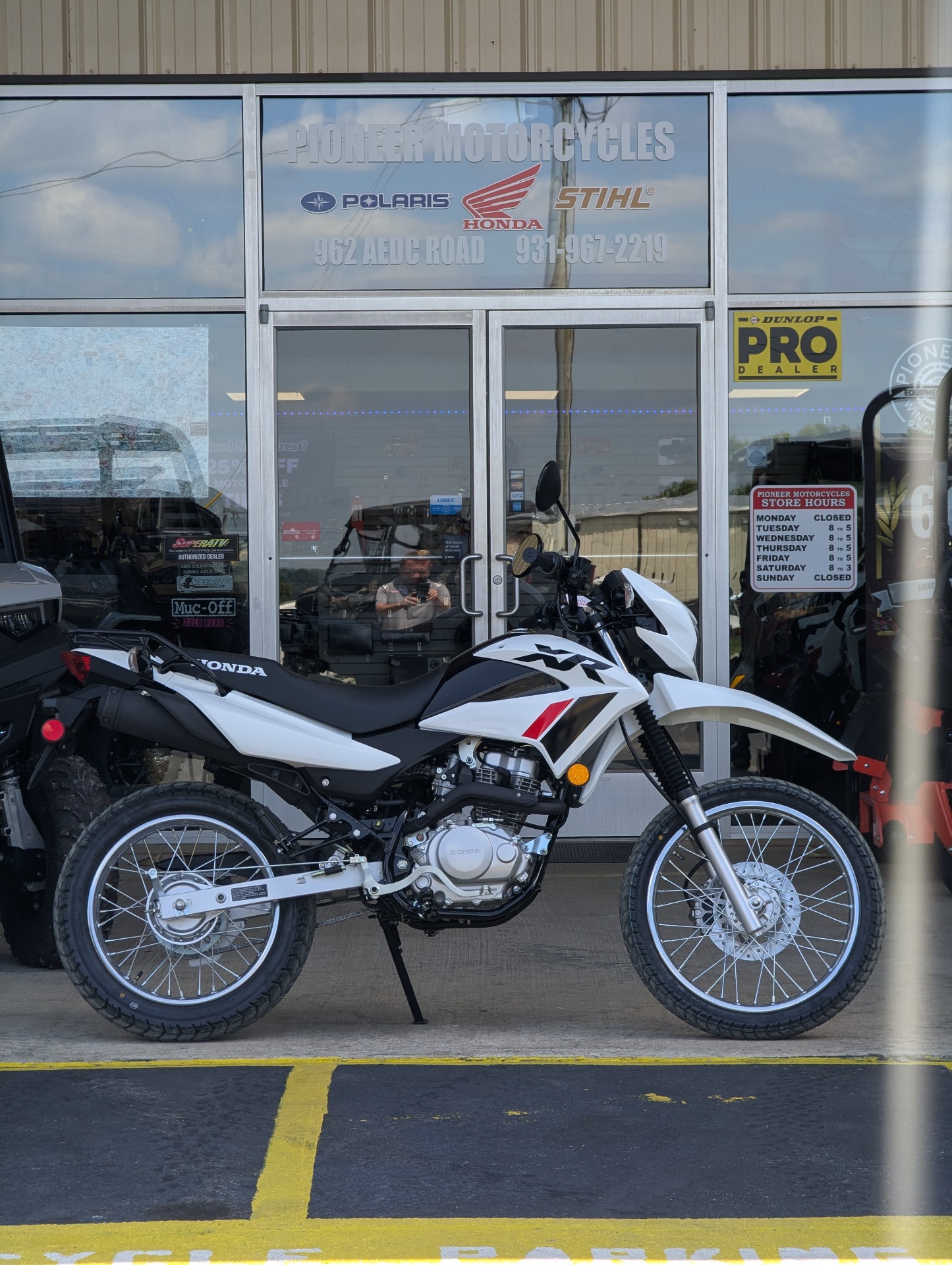 2024 Honda XR150L in Winchester, Tennessee - Photo 1