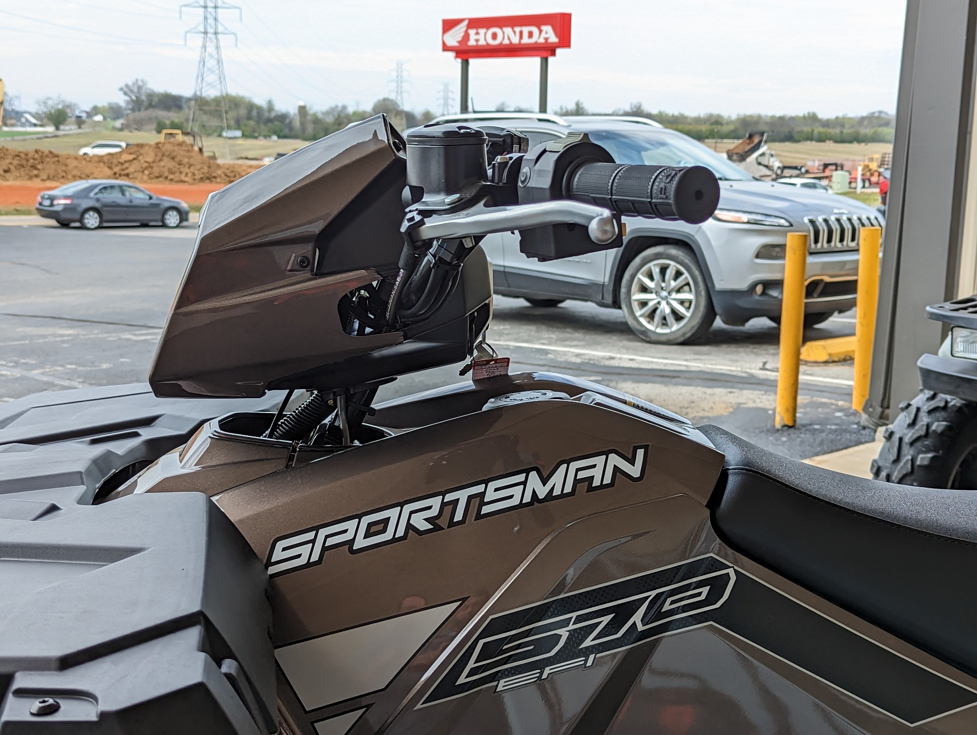 2023 Polaris Sportsman Touring 570 Premium in Winchester, Tennessee - Photo 6