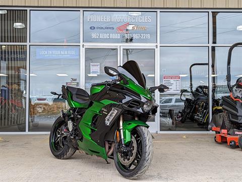 2018 Kawasaki Ninja H2 SX SE in Winchester, Tennessee - Photo 1