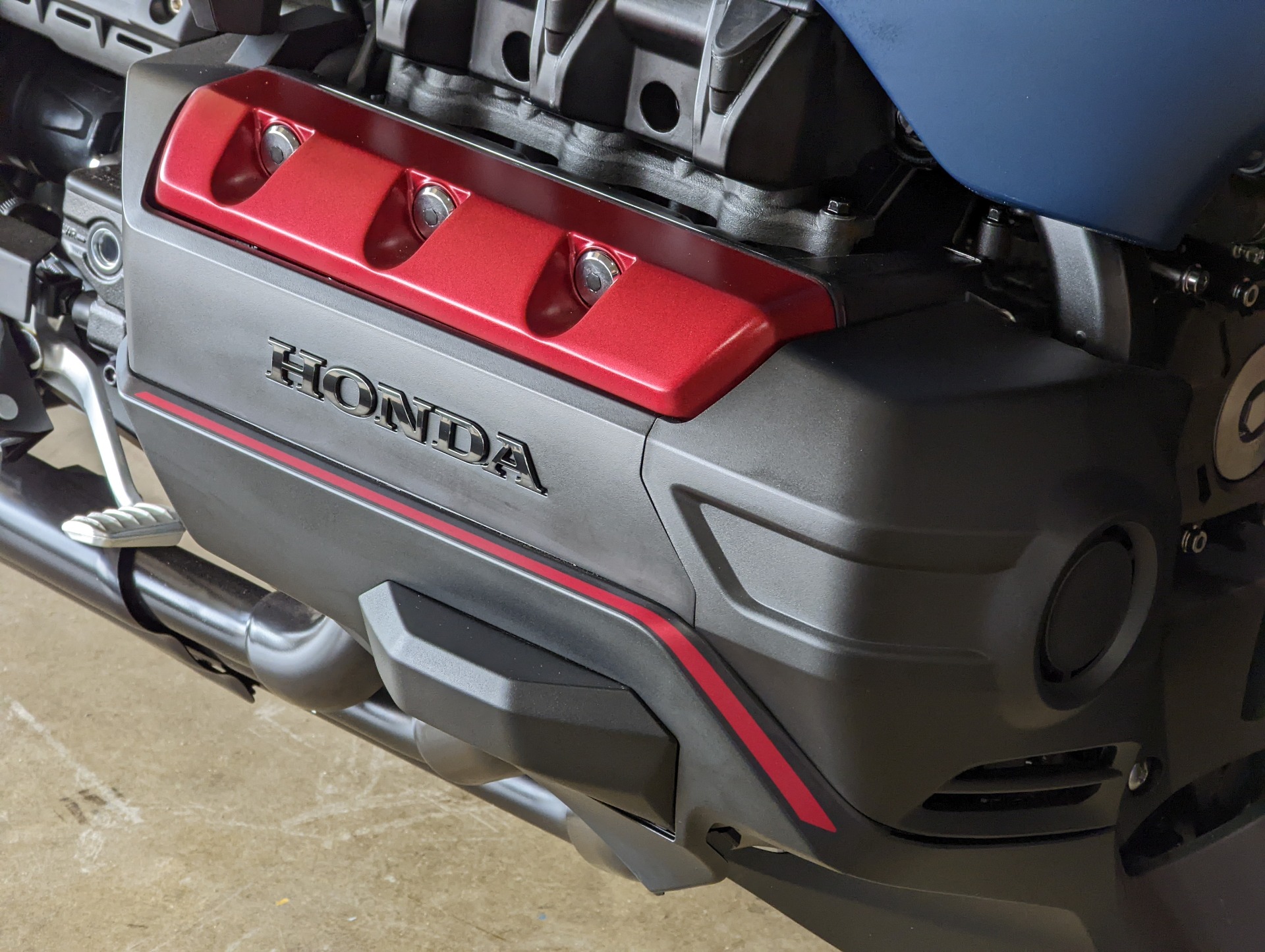 2022 Honda Gold Wing Automatic DCT in Winchester, Tennessee - Photo 6