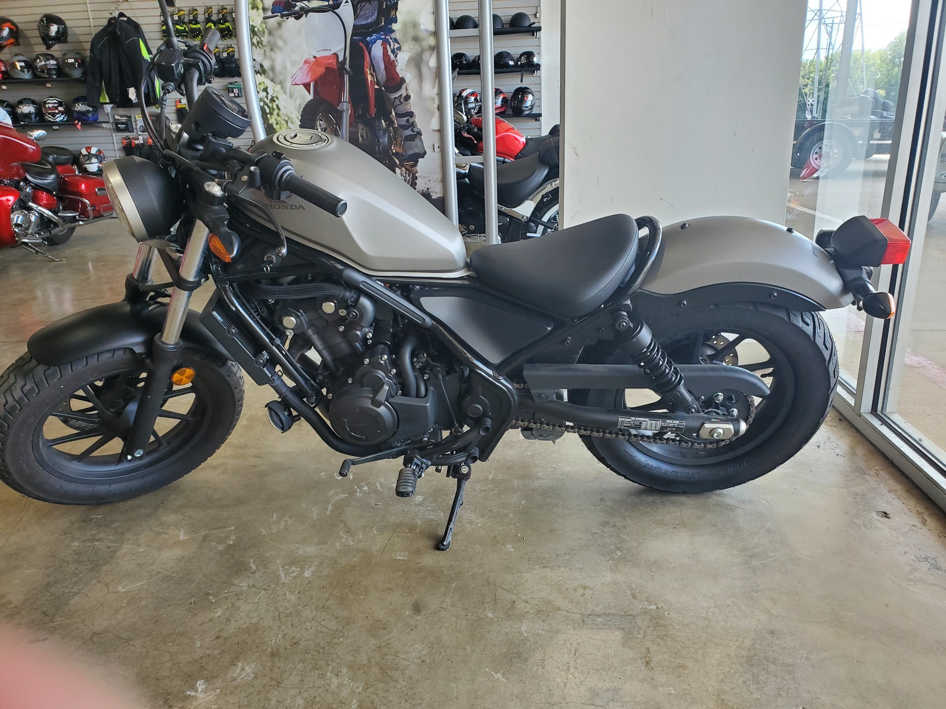 2018 Honda Rebel 500 ABS in Winchester, Tennessee - Photo 4