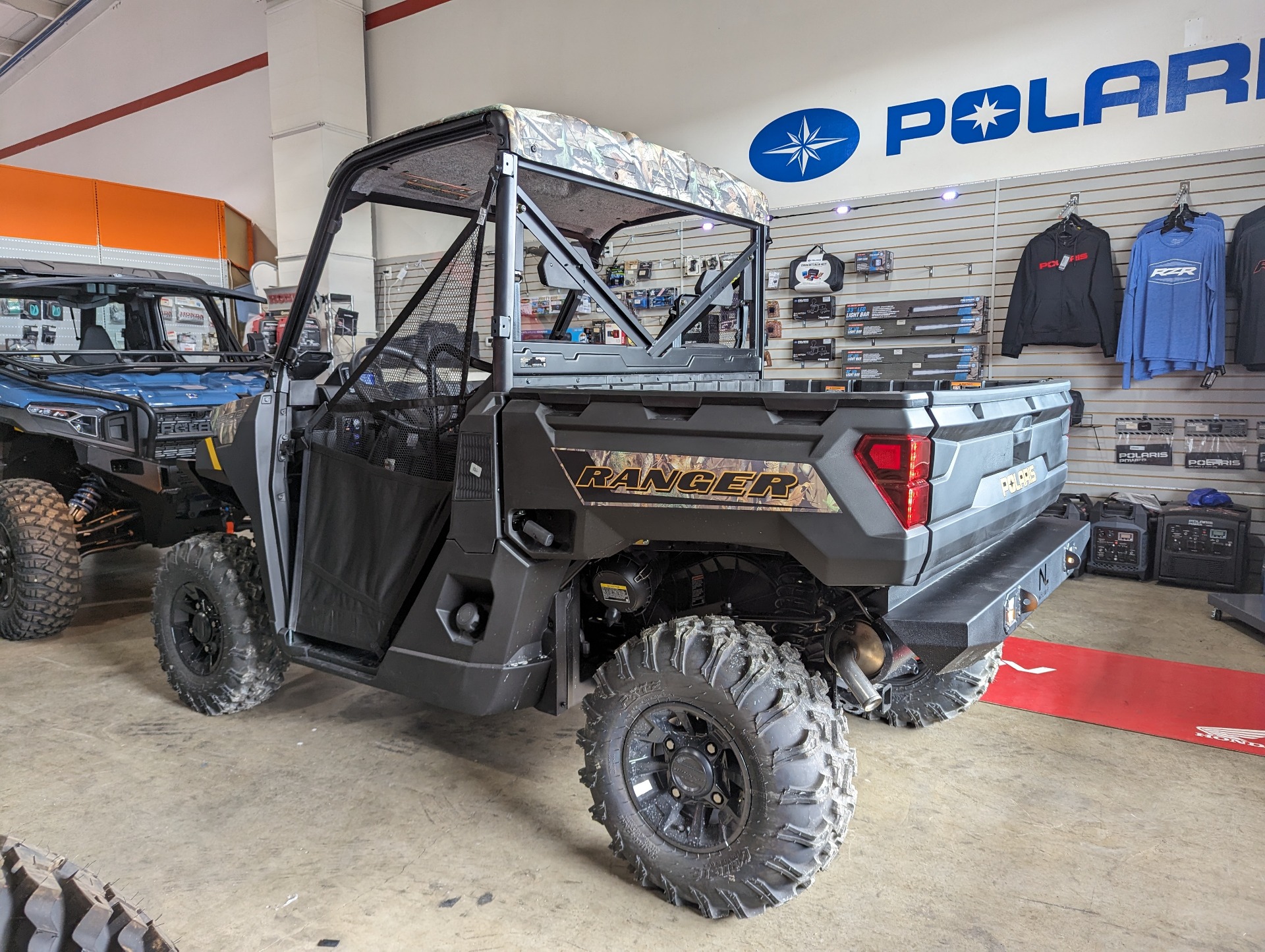 2024 Polaris Ranger 1000 Premium in Winchester, Tennessee - Photo 8