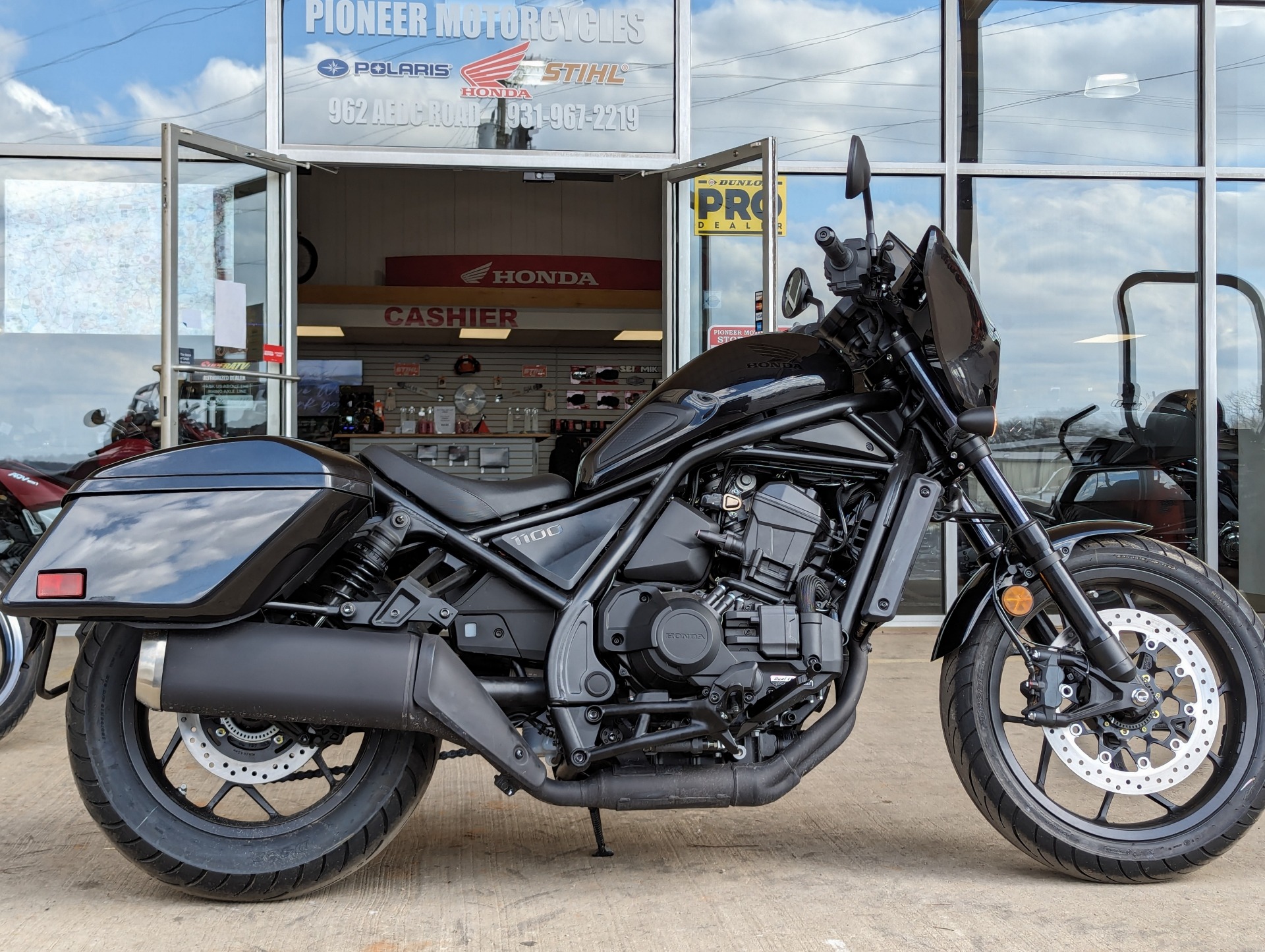 2023 Honda Rebel 1100T DCT in Winchester, Tennessee - Photo 2