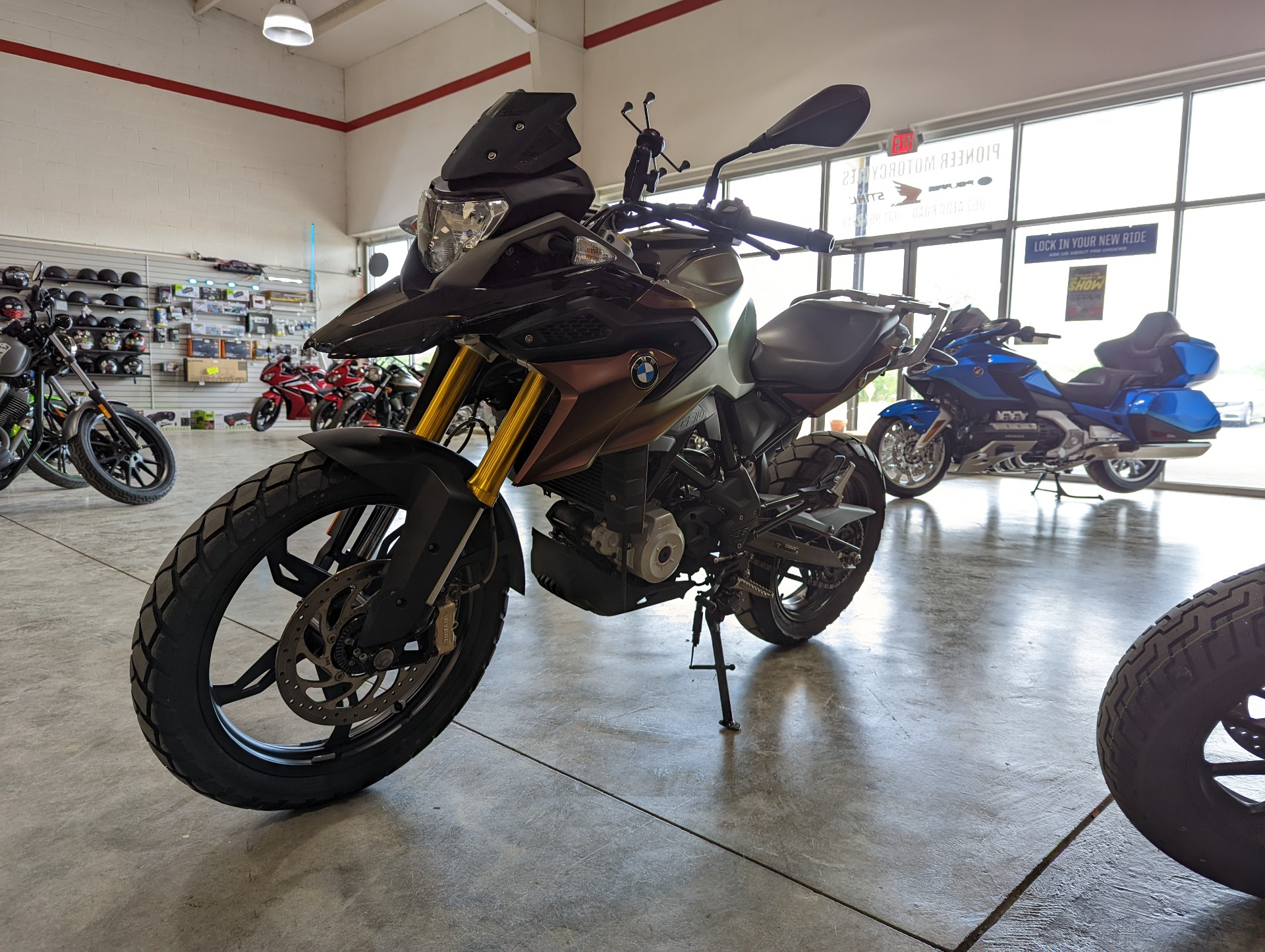 2018 BMW G 310 GS in Winchester, Tennessee - Photo 4