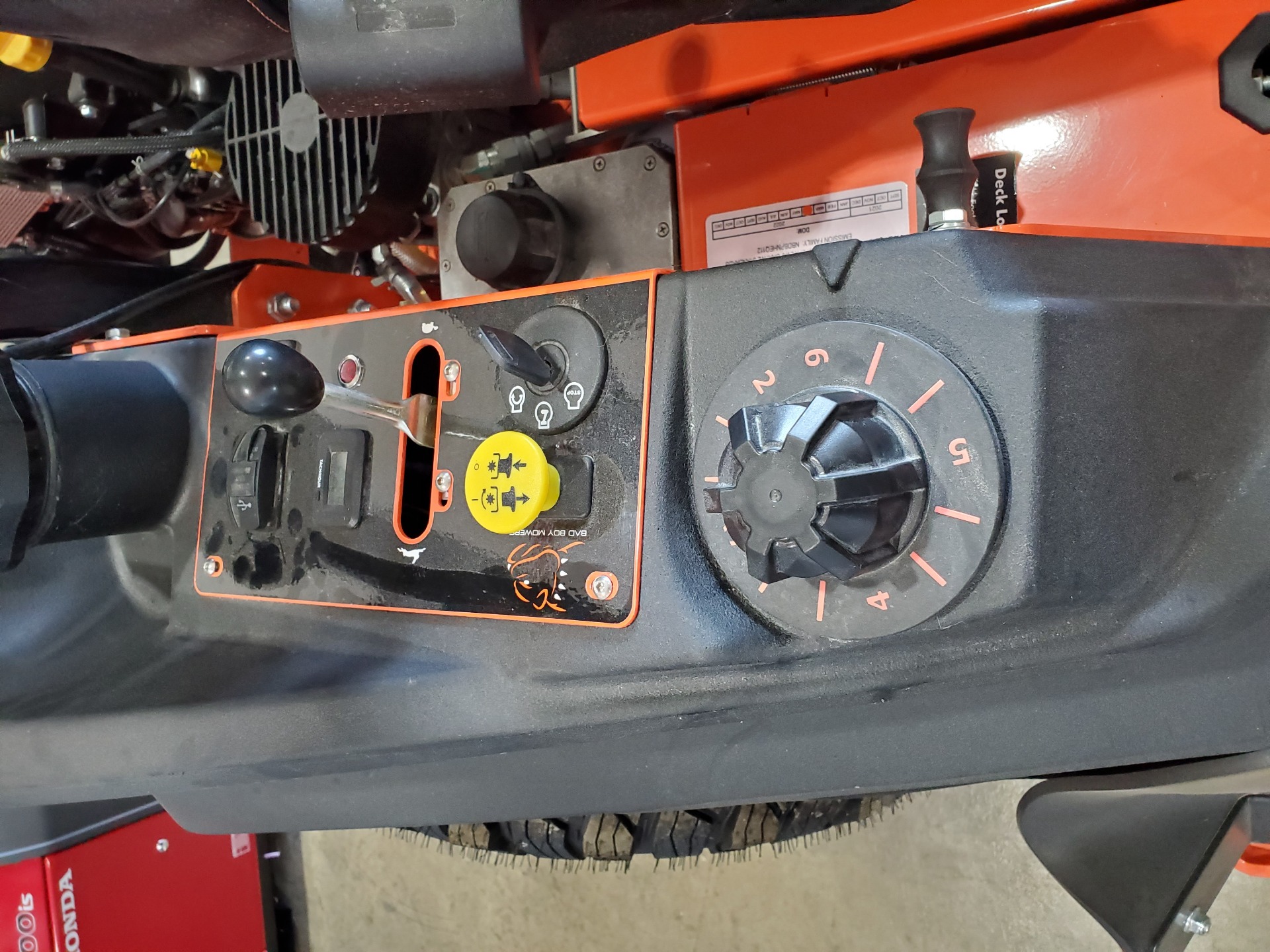 2021 Bad Boy Mowers Rogue 61 in. Yamaha EFI 33 hp in Winchester, Tennessee - Photo 5
