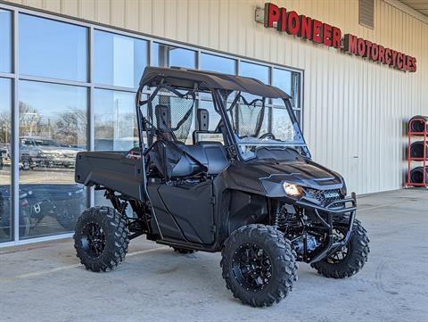 2023 Honda Pioneer 700 in Winchester, Tennessee - Photo 5