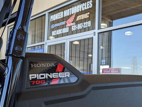 2023 Honda Pioneer 700 in Winchester, Tennessee - Photo 8