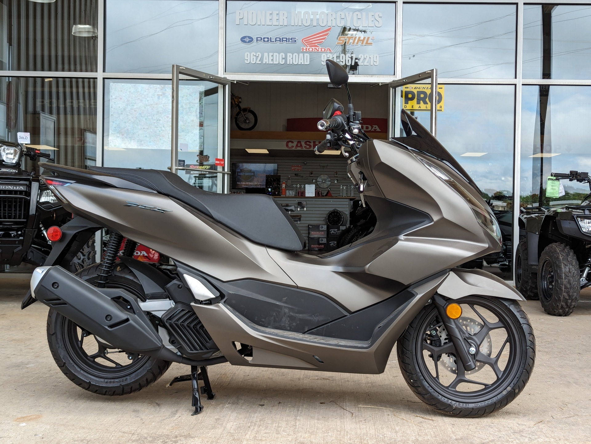 2023 Honda PCX in Winchester, Tennessee - Photo 1