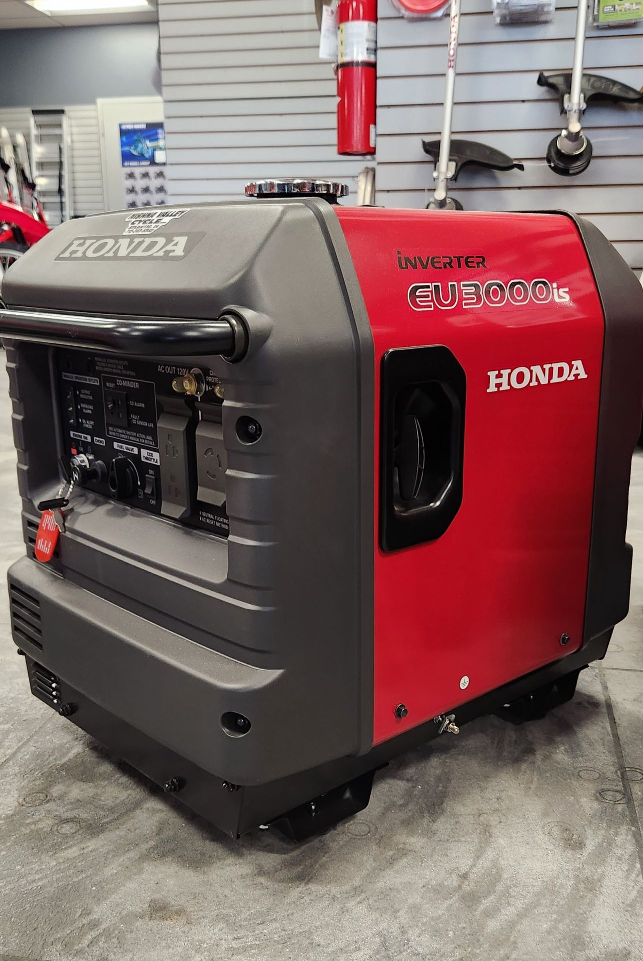Honda Power Equipment EU3000IS1A in Atlantic, Iowa - Photo 3