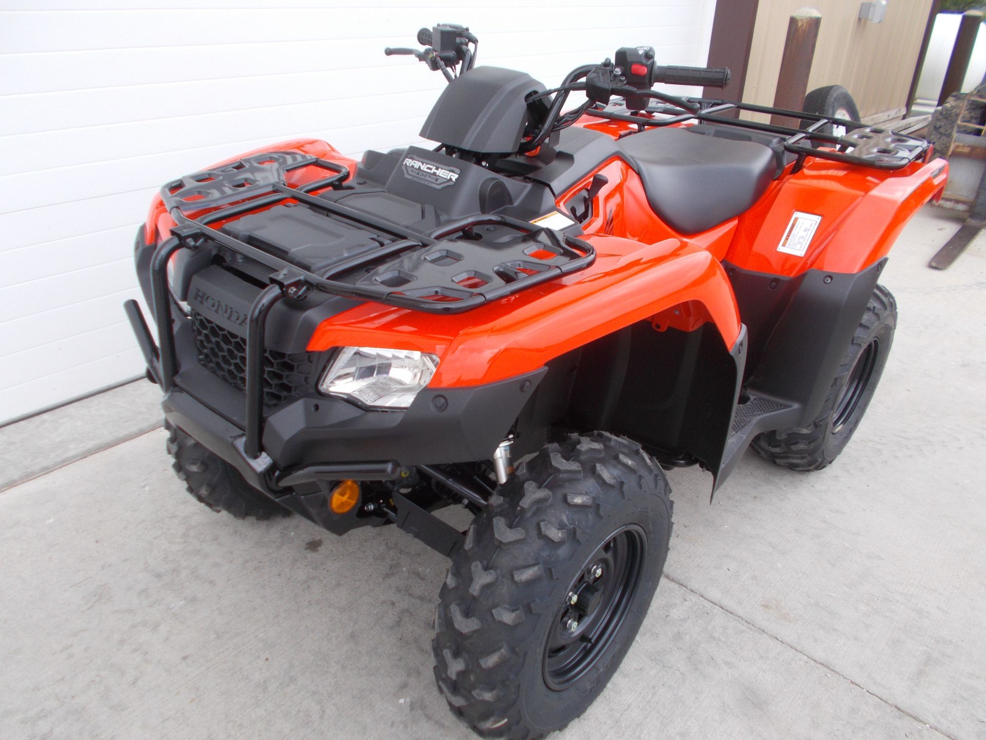 2024 Honda FourTrax Rancher 4x4 Automatic DCT IRS EPS in Atlantic, Iowa - Photo 2