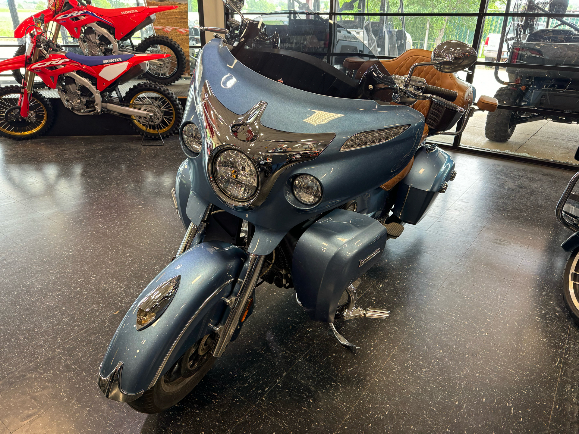 2016 Indian Motorcycle Roadmaster® in Broken Arrow, Oklahoma - Photo 3