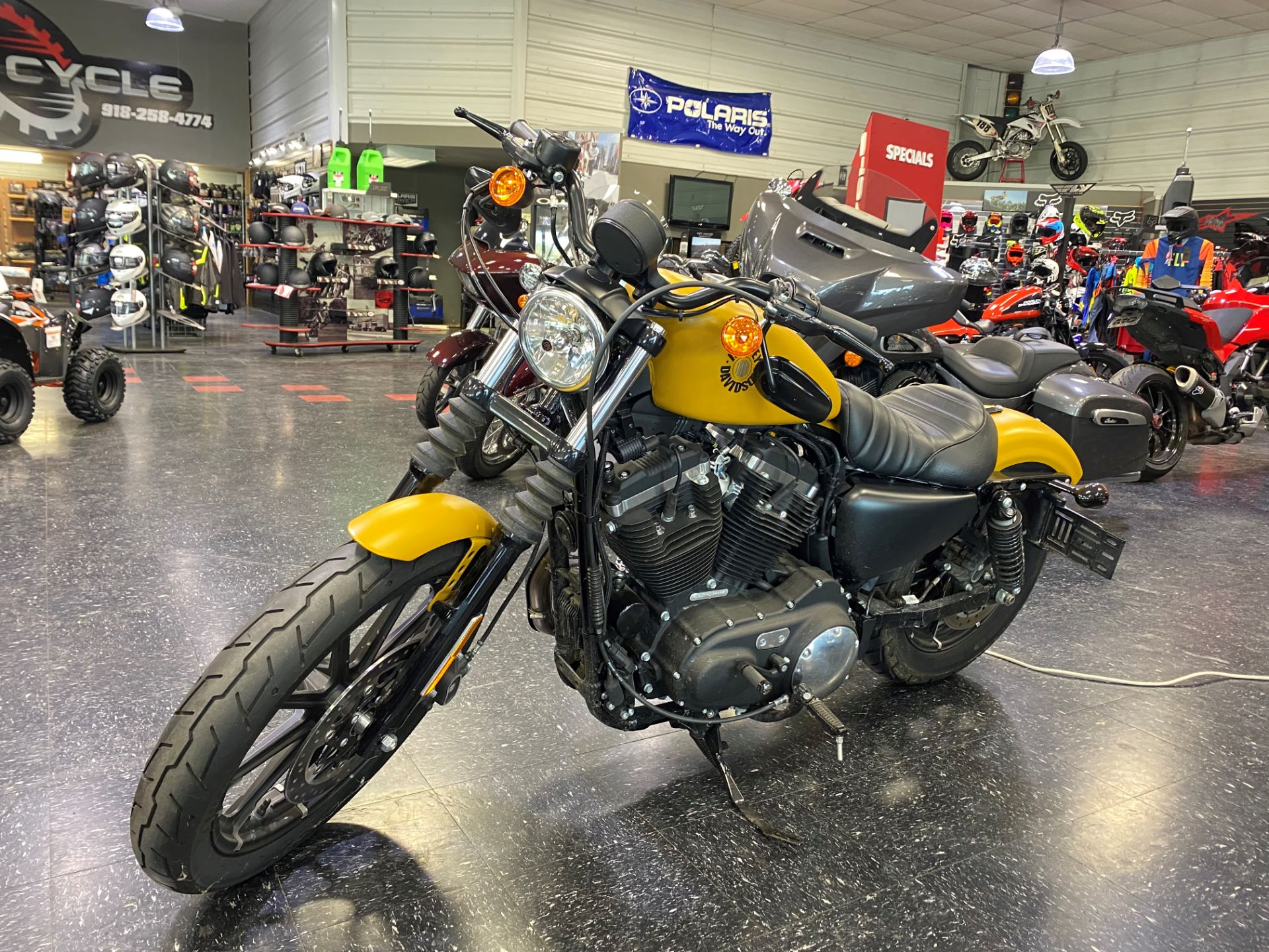 2019 Harley-Davidson Iron 883™ in Broken Arrow, Oklahoma - Photo 3
