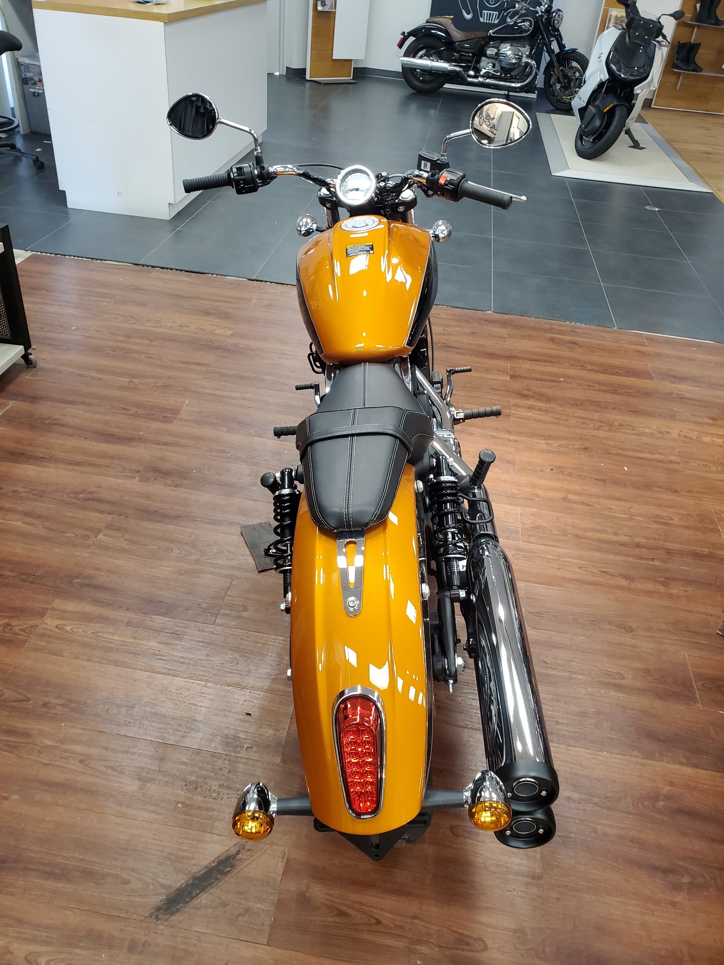 2023 Indian Motorcycle Scout® ABS Icon in Broken Arrow, Oklahoma - Photo 2