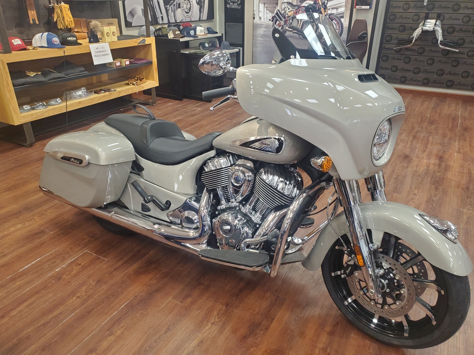 2022 Indian Motorcycle Chieftain® Limited in Broken Arrow, Oklahoma - Photo 1