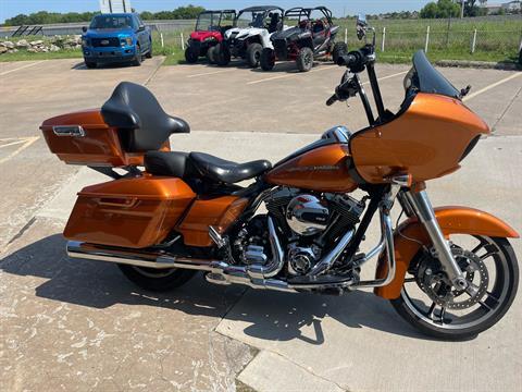 2015 Harley-Davidson Road Glide® Special in Broken Arrow, Oklahoma - Photo 2