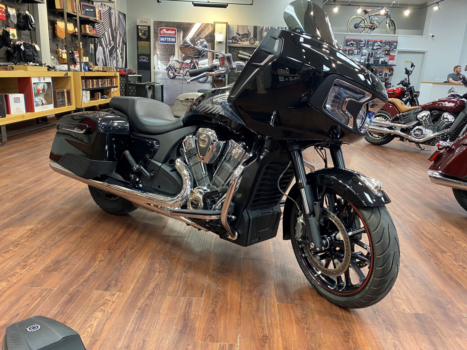 2020 Indian Motorcycle Challenger® Limited in Broken Arrow, Oklahoma - Photo 1