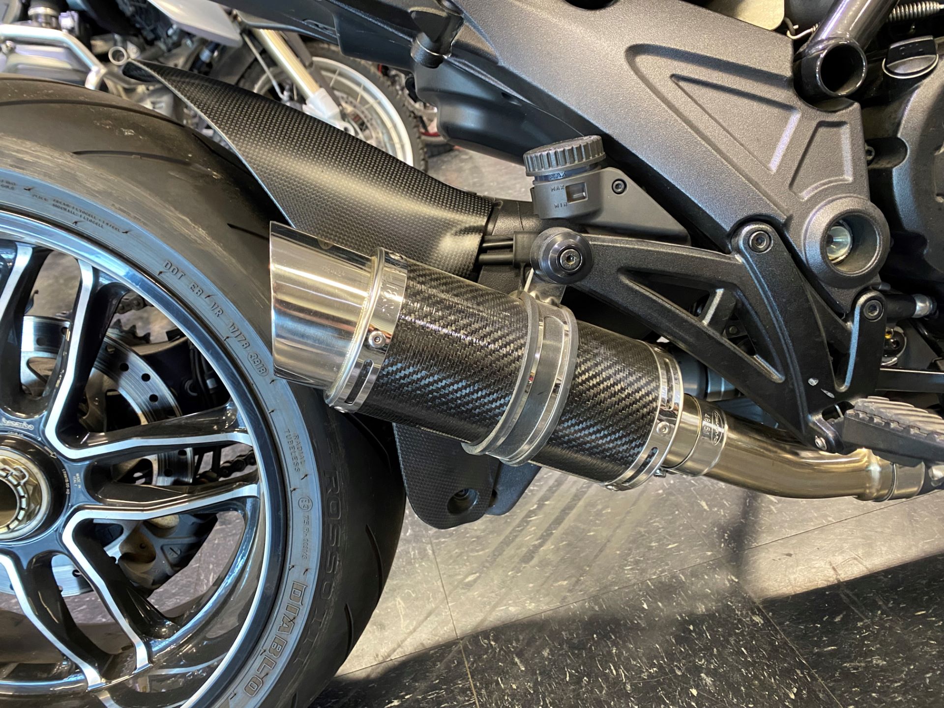 2015 Ducati Diavel Titanium in Broken Arrow, Oklahoma - Photo 7