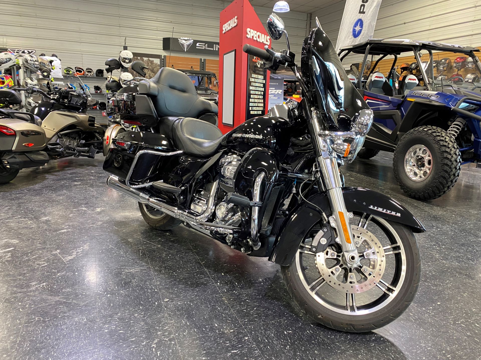 2020 Harley-Davidson Ultra Limited in Broken Arrow, Oklahoma - Photo 1