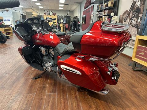 2024 Indian Motorcycle Pursuit® Limited® with PowerBand Audio Package in Broken Arrow, Oklahoma - Photo 9
