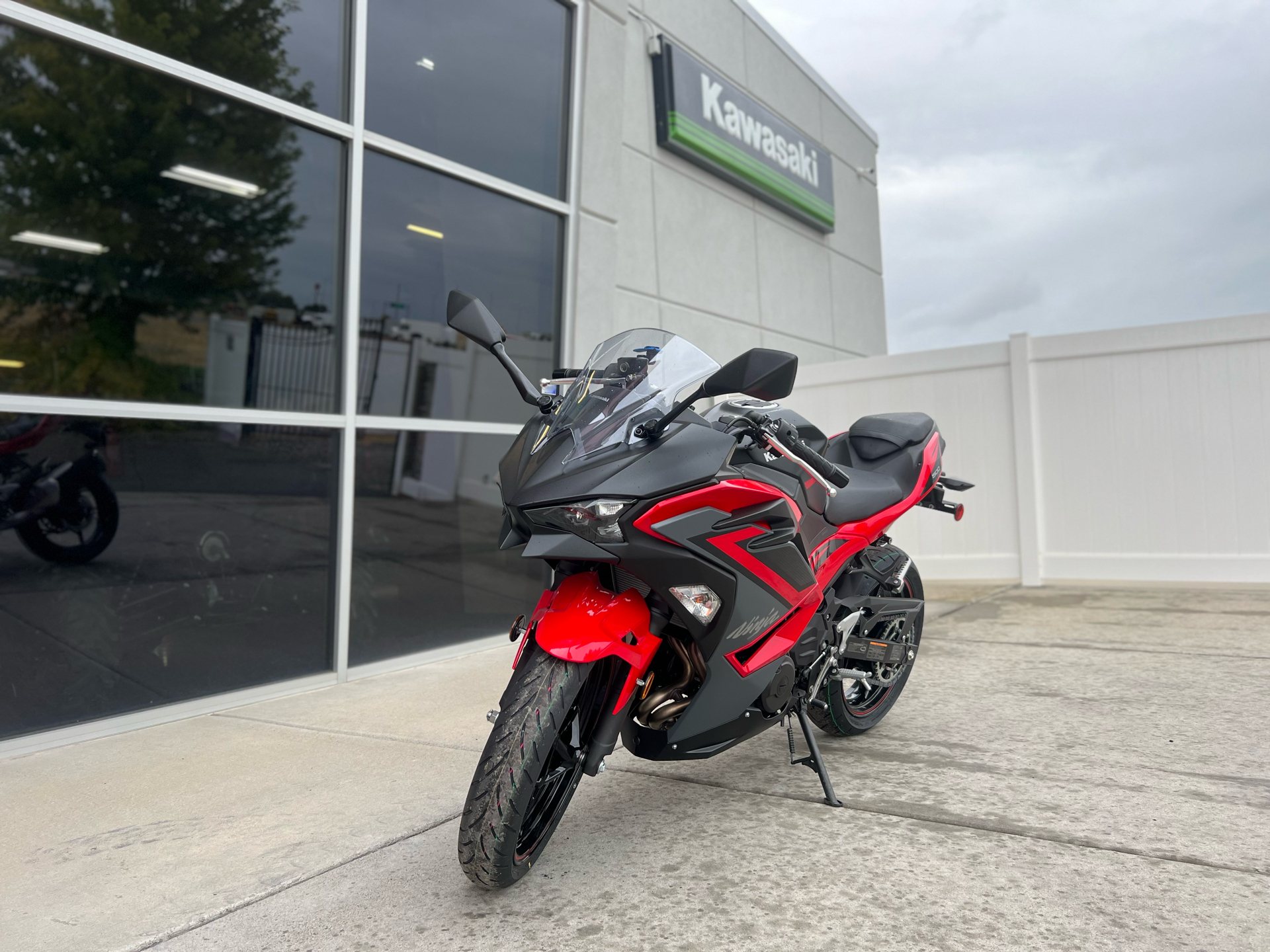 2024 Kawasaki Ninja 500 ABS in Billings, Montana - Photo 2