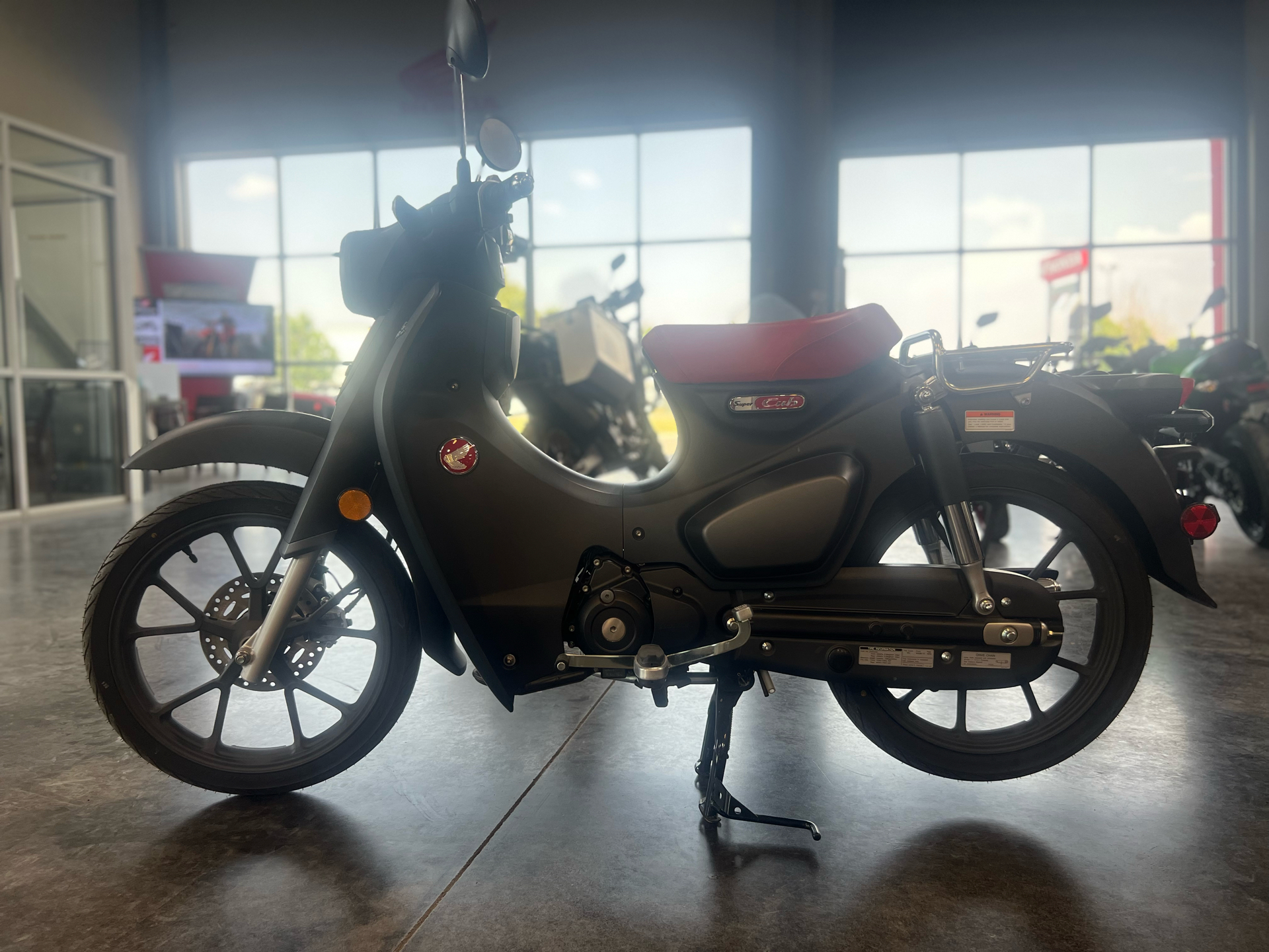 2022 Honda Super Cub C125 ABS in Billings, Montana - Photo 4