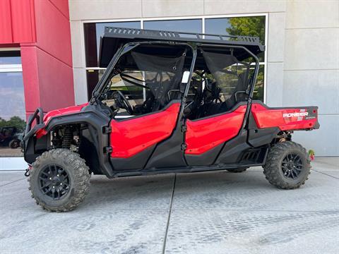 2023 Honda Pioneer 1000-6 Deluxe Crew in Billings, Montana - Photo 1