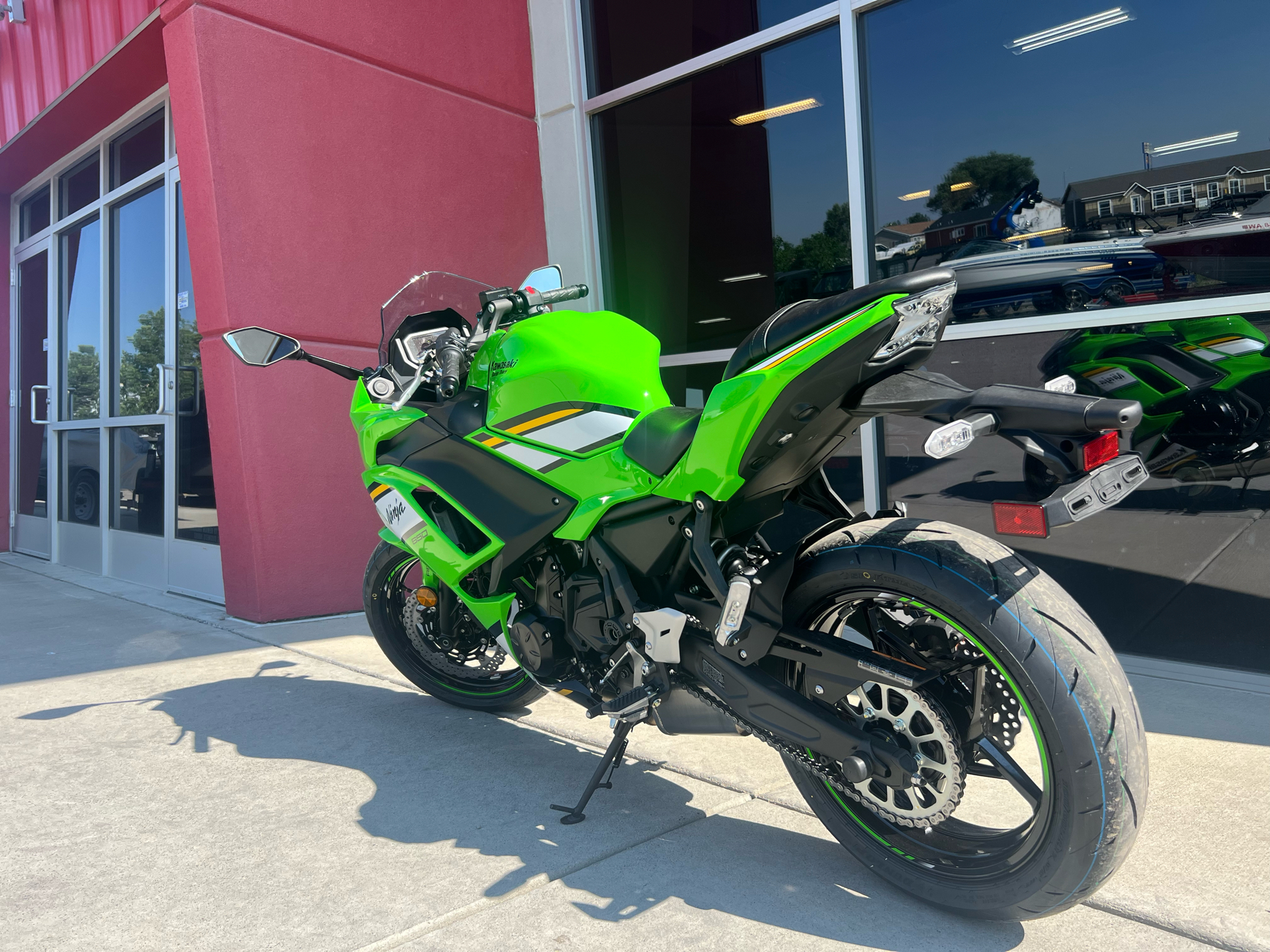 2025 Kawasaki Ninja 650 KRT Edition ABS in Billings, Montana - Photo 6