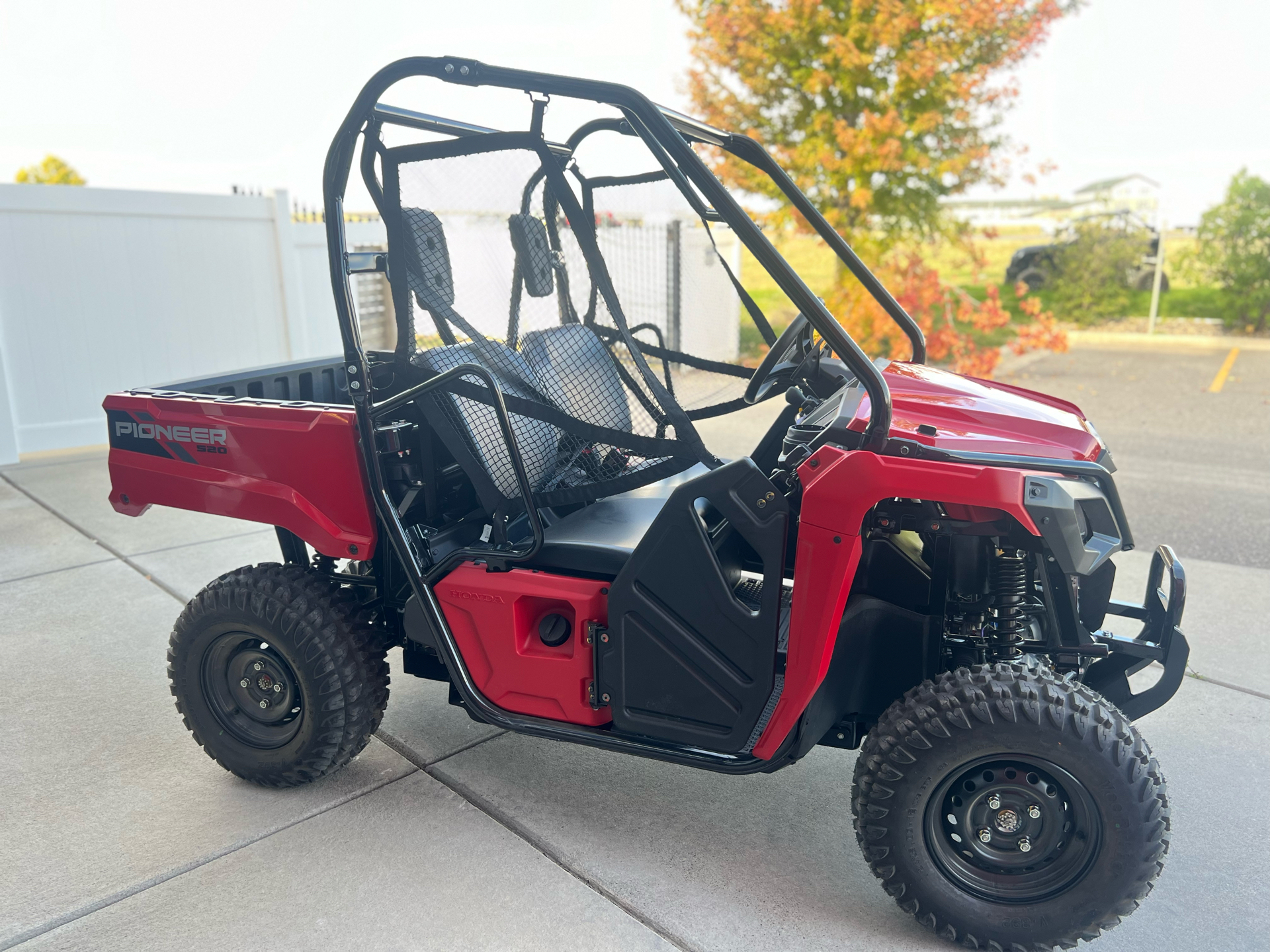 2025 Honda Pioneer 520 in Billings, Montana - Photo 3