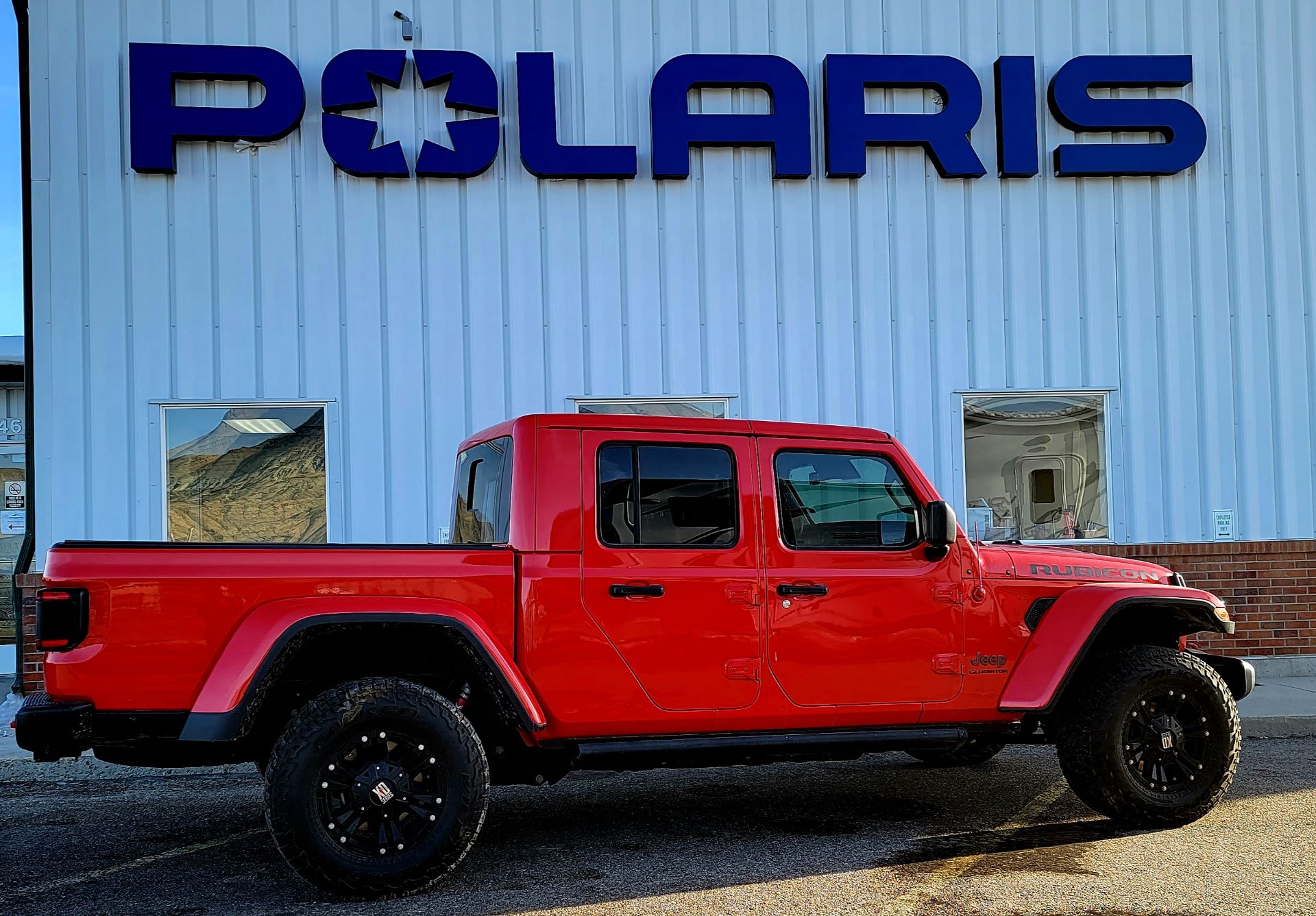 2020 Jeep GLADIATOR in Rock Springs, Wyoming - Photo 6