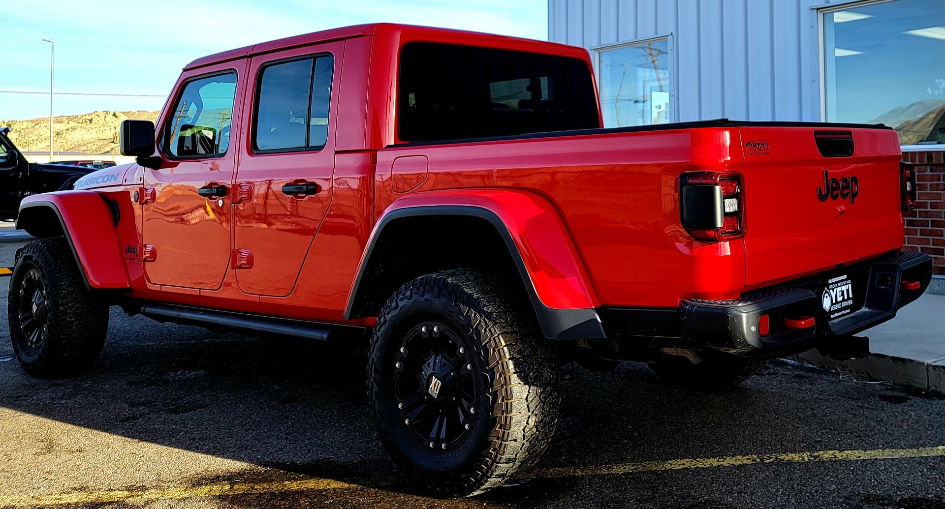 2020 Jeep GLADIATOR in Rock Springs, Wyoming - Photo 8