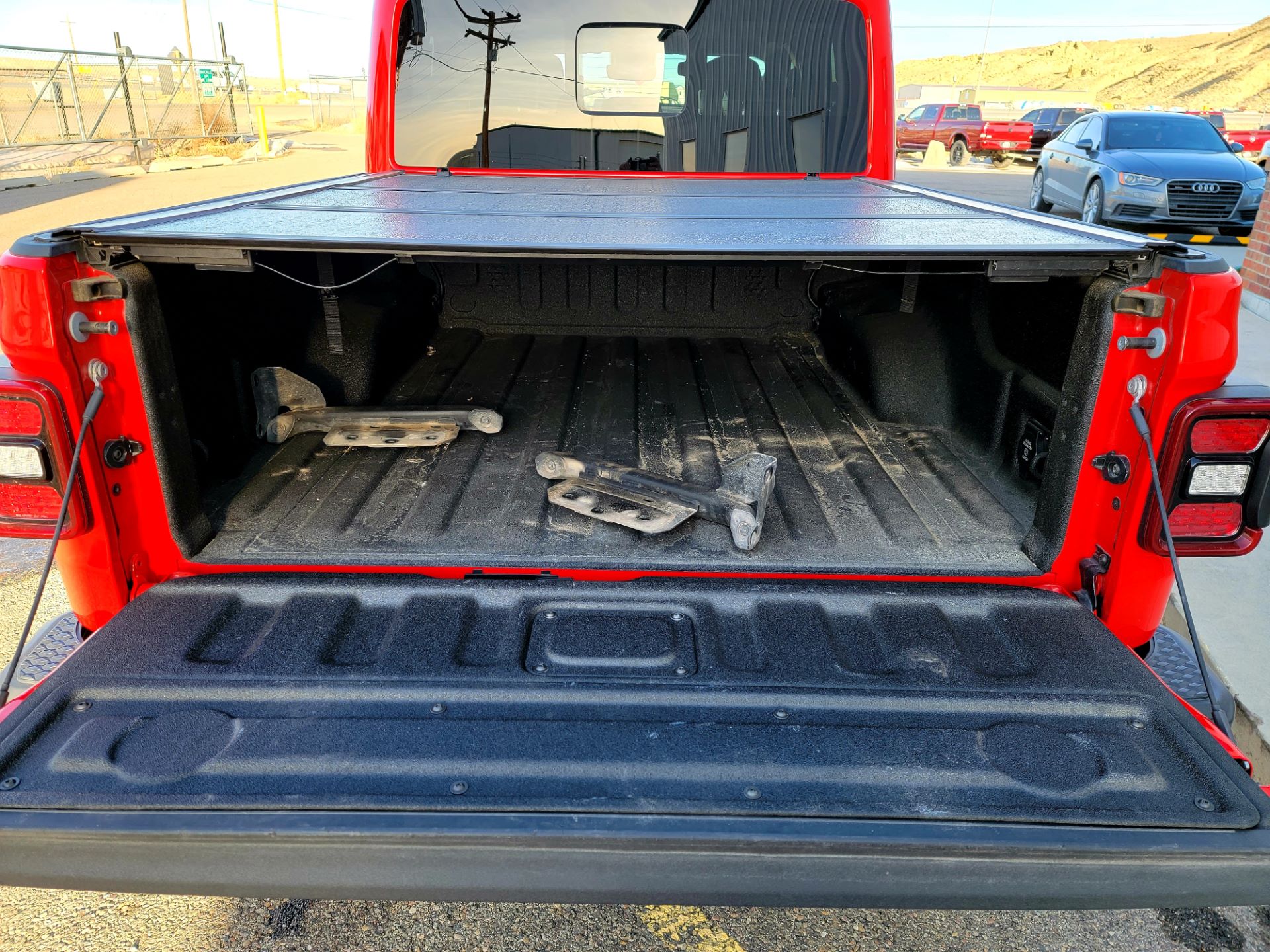 2020 Jeep GLADIATOR in Rock Springs, Wyoming - Photo 10