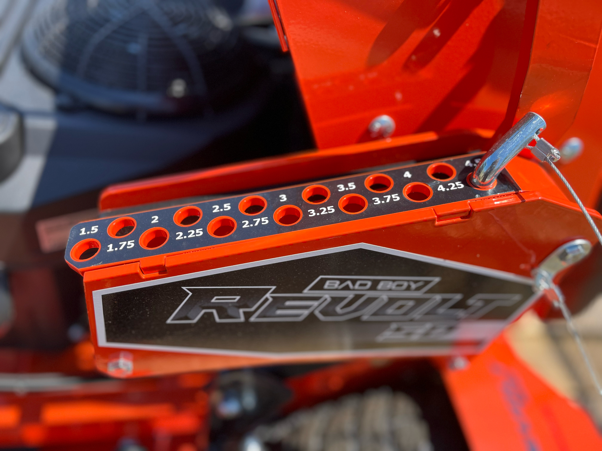 2024 Bad Boy Mowers Revolt SD 42 in. Kawasaki FS600 18.5 hp in Albemarle, North Carolina - Photo 4