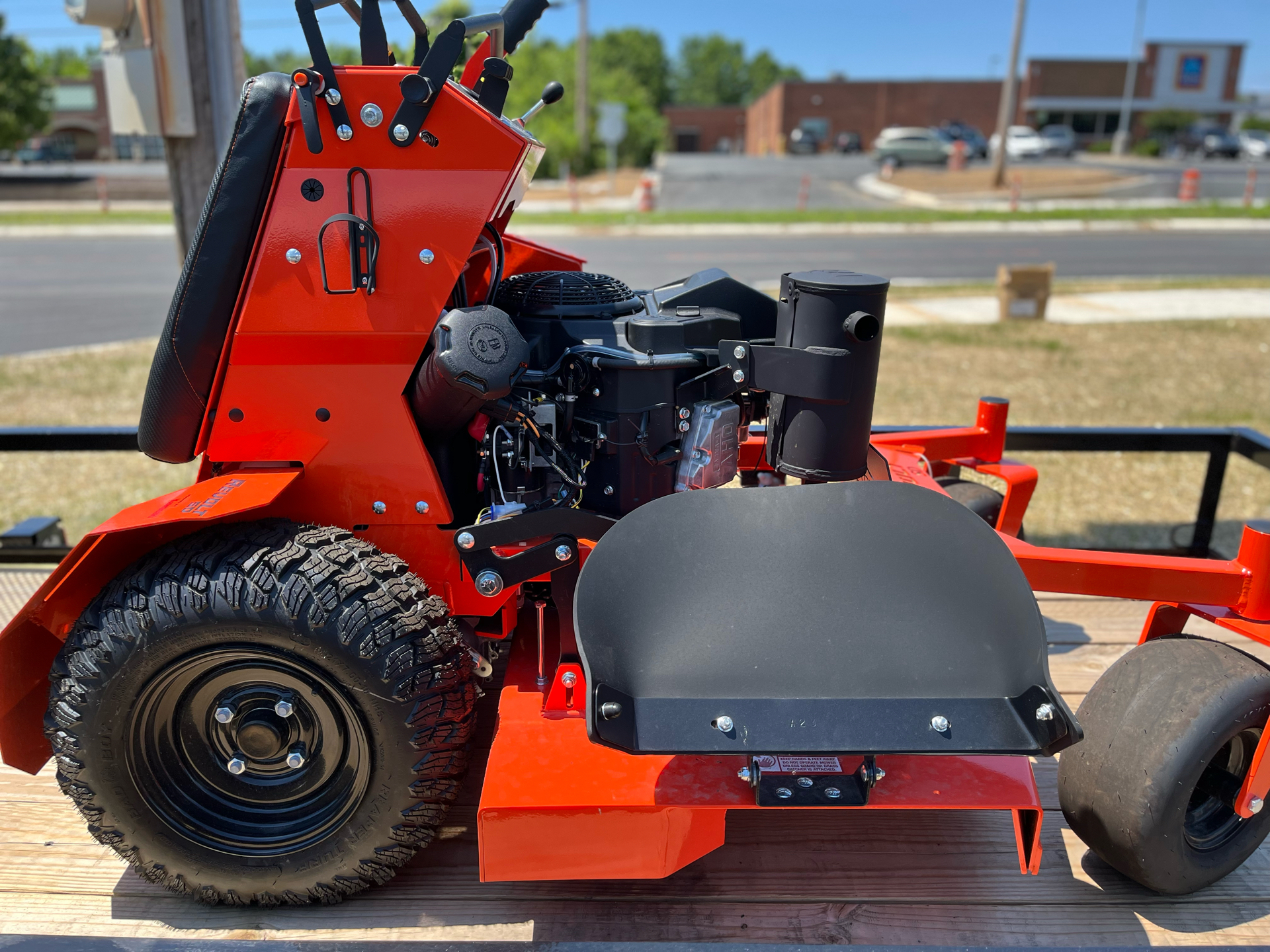 2024 Bad Boy Mowers Revolt SD 42 in. Kawasaki FS600 18.5 hp in Albemarle, North Carolina - Photo 9