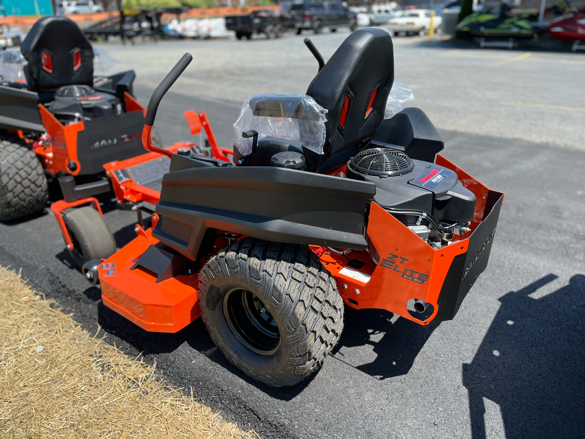 2024 Bad Boy Mowers ZT Elite 54 in. Kawasaki FR730V 24 hp in Albemarle, North Carolina - Photo 5