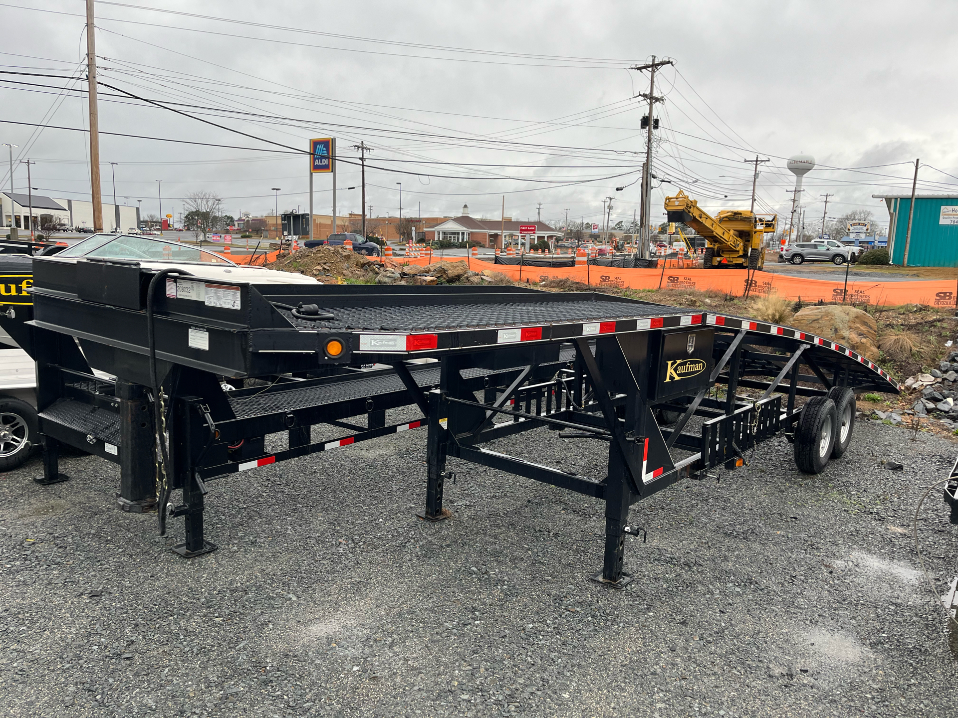 2021 Kaufman 35 ft. Wedge Car Trailer in Albemarle, North Carolina - Photo 1