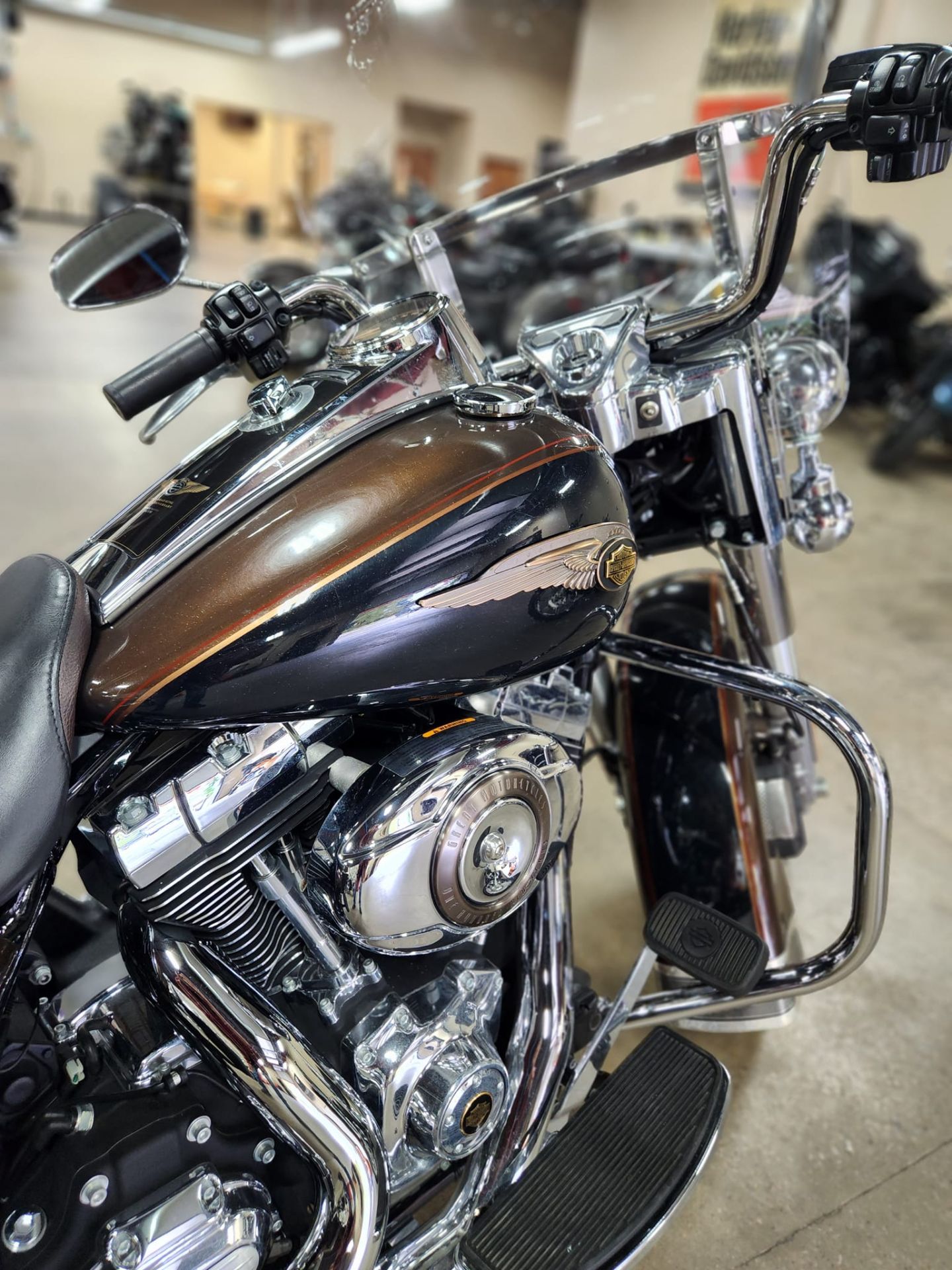 2013 Harley-Davidson Road King® 110th Anniversary Edition in Erie, Pennsylvania - Photo 2