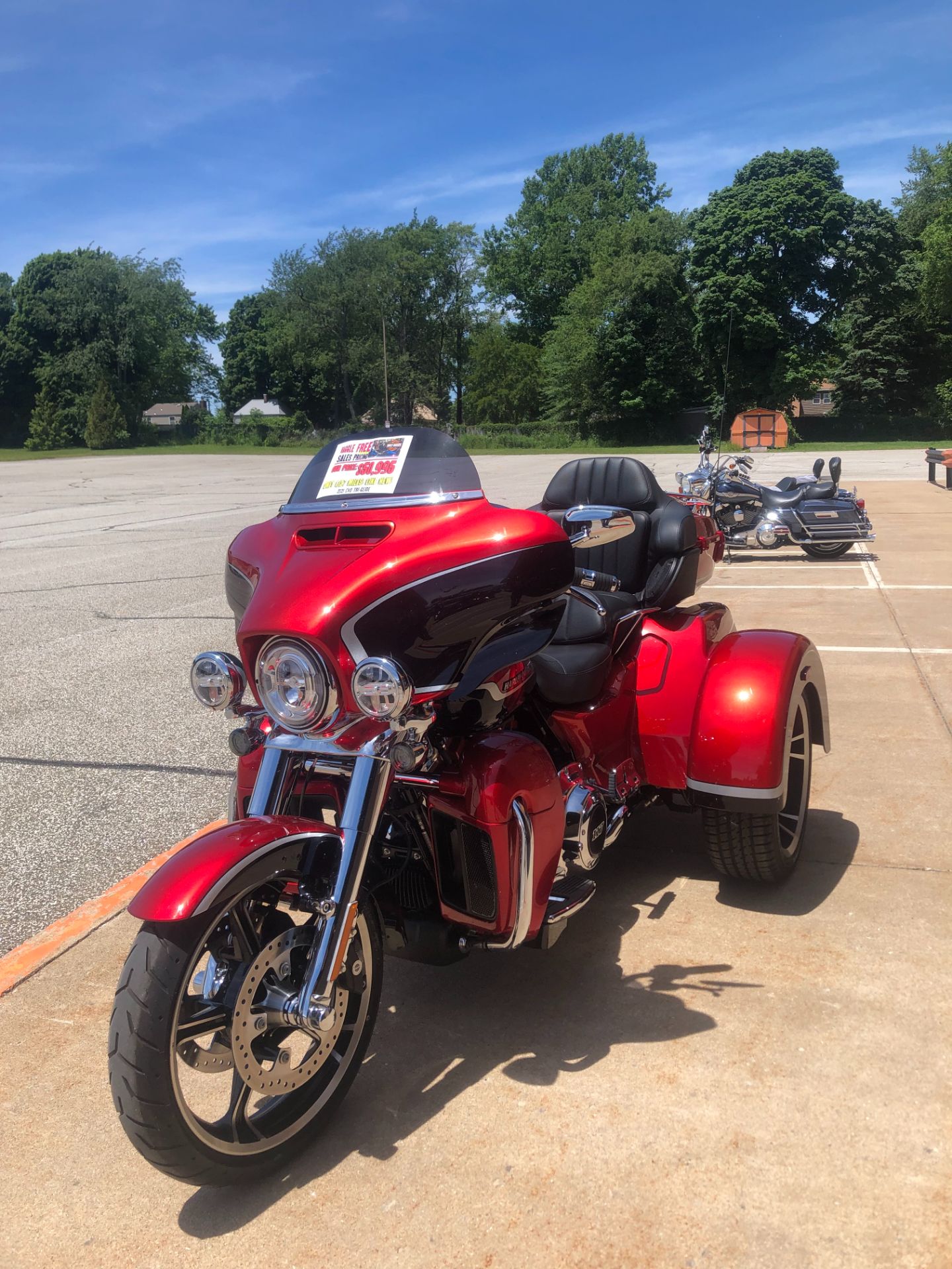 2021 Harley-Davidson CVO™ Tri Glide® in Erie, Pennsylvania - Photo 2
