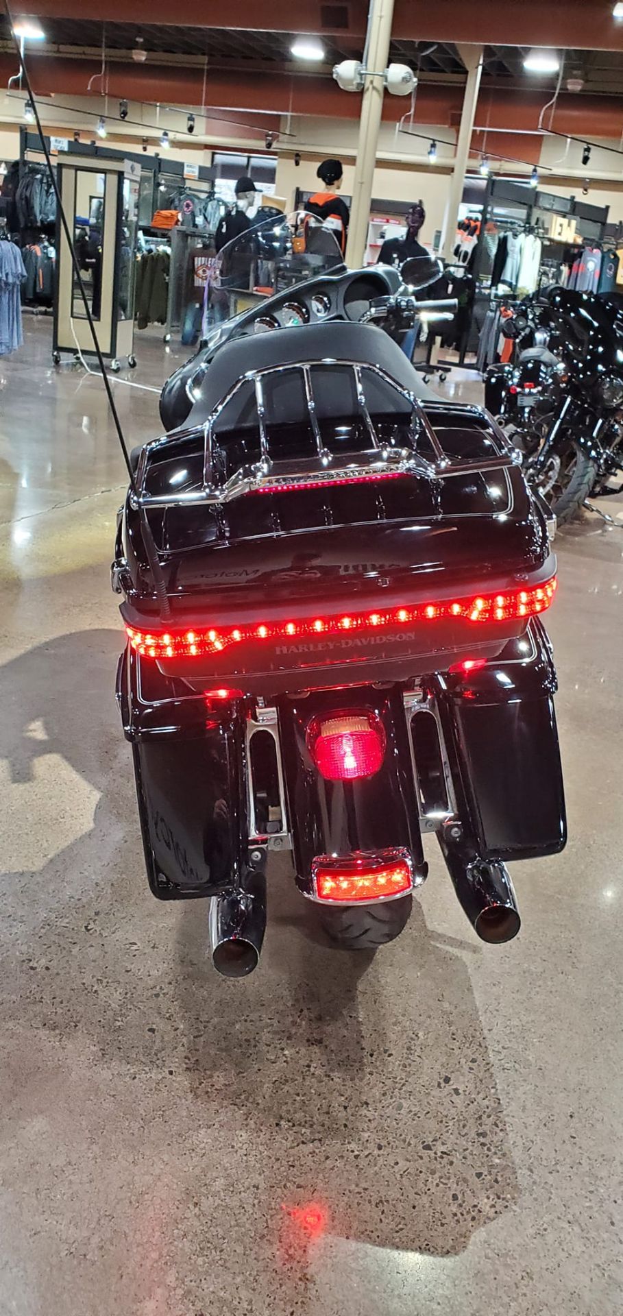 2014 Harley-Davidson Electra Glide® Ultra Classic® in Erie, Pennsylvania - Photo 3