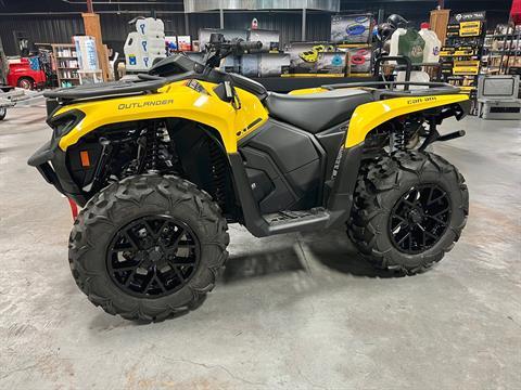 2024 Can-Am Outlander XT 700 in Brenham, Texas